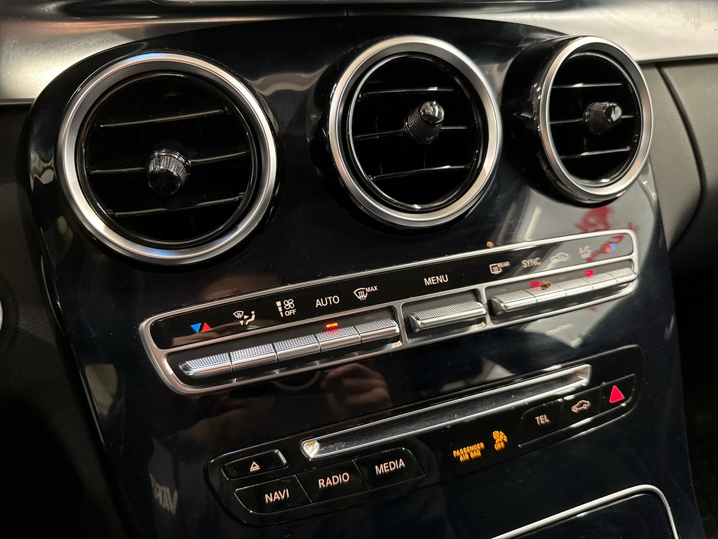 MERCEDES-BENZ C 2016