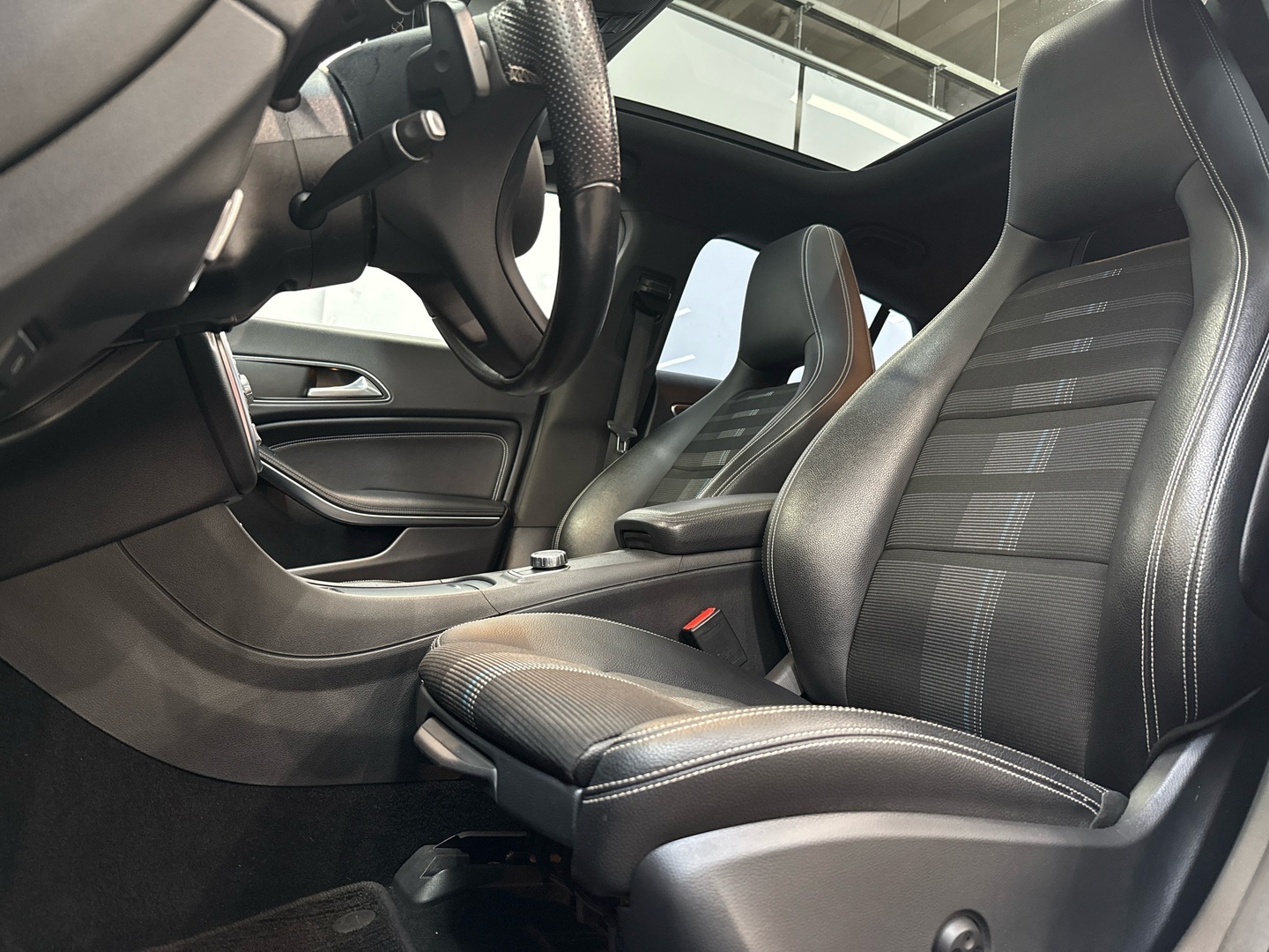 MERCEDES-BENZ CLA 2018