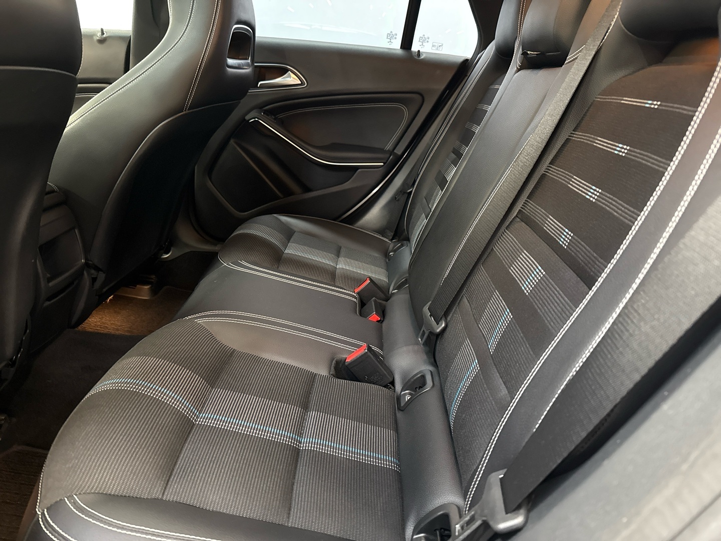 MERCEDES-BENZ CLA 2018