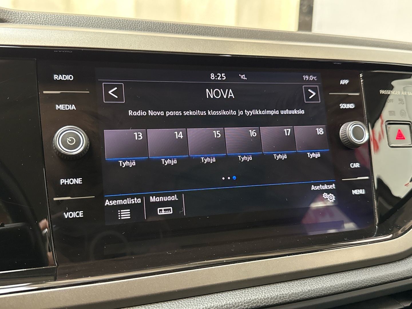 VOLKSWAGEN Polo 2020