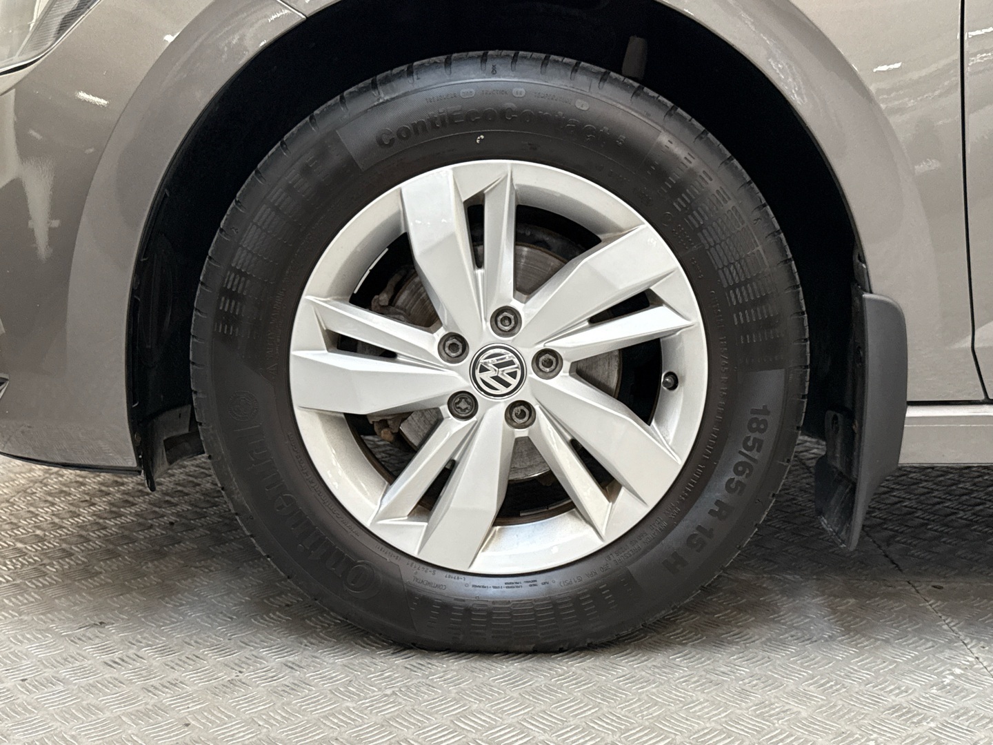 VOLKSWAGEN Polo 2020