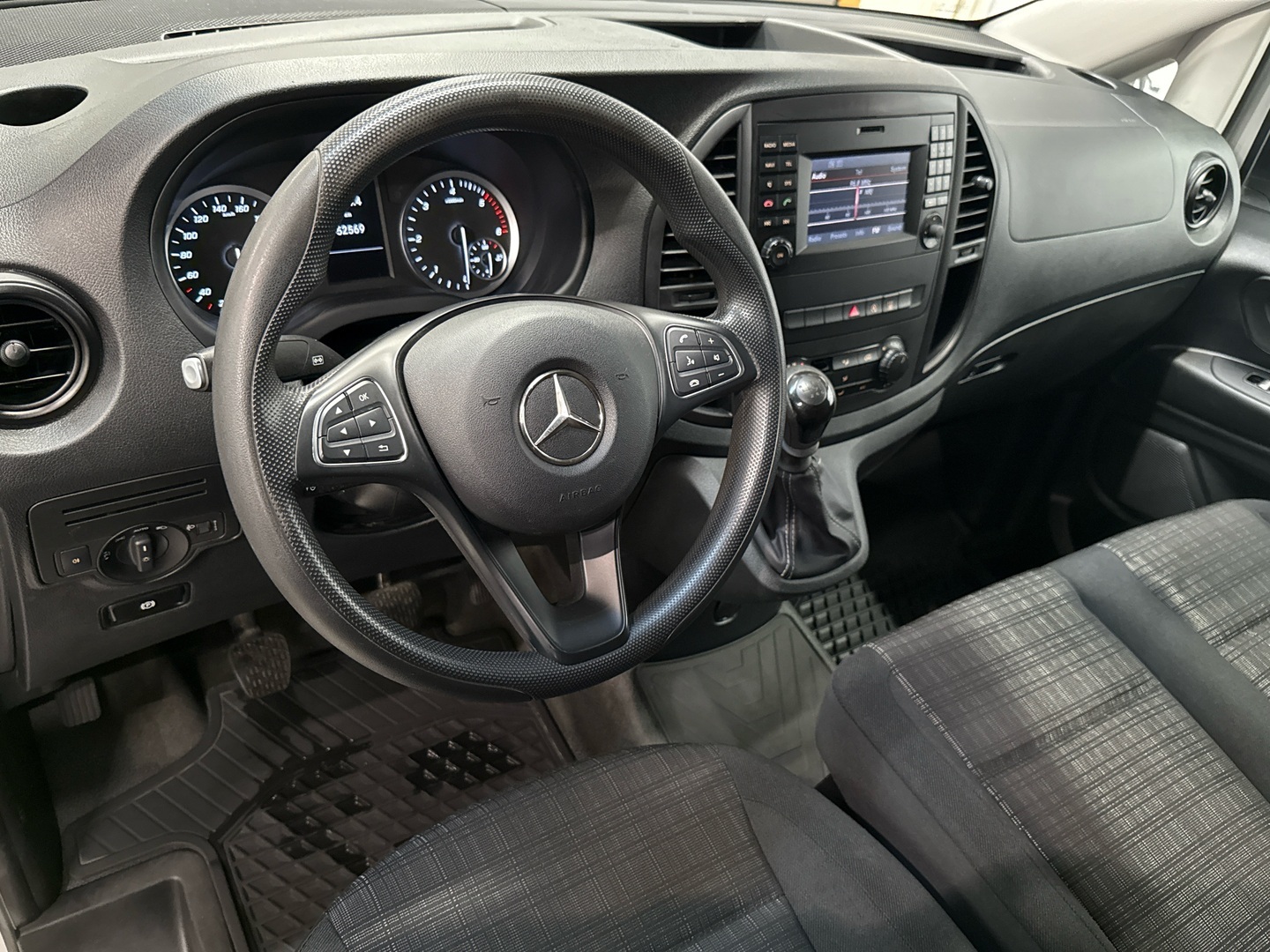 MERCEDES-BENZ Vito 2020