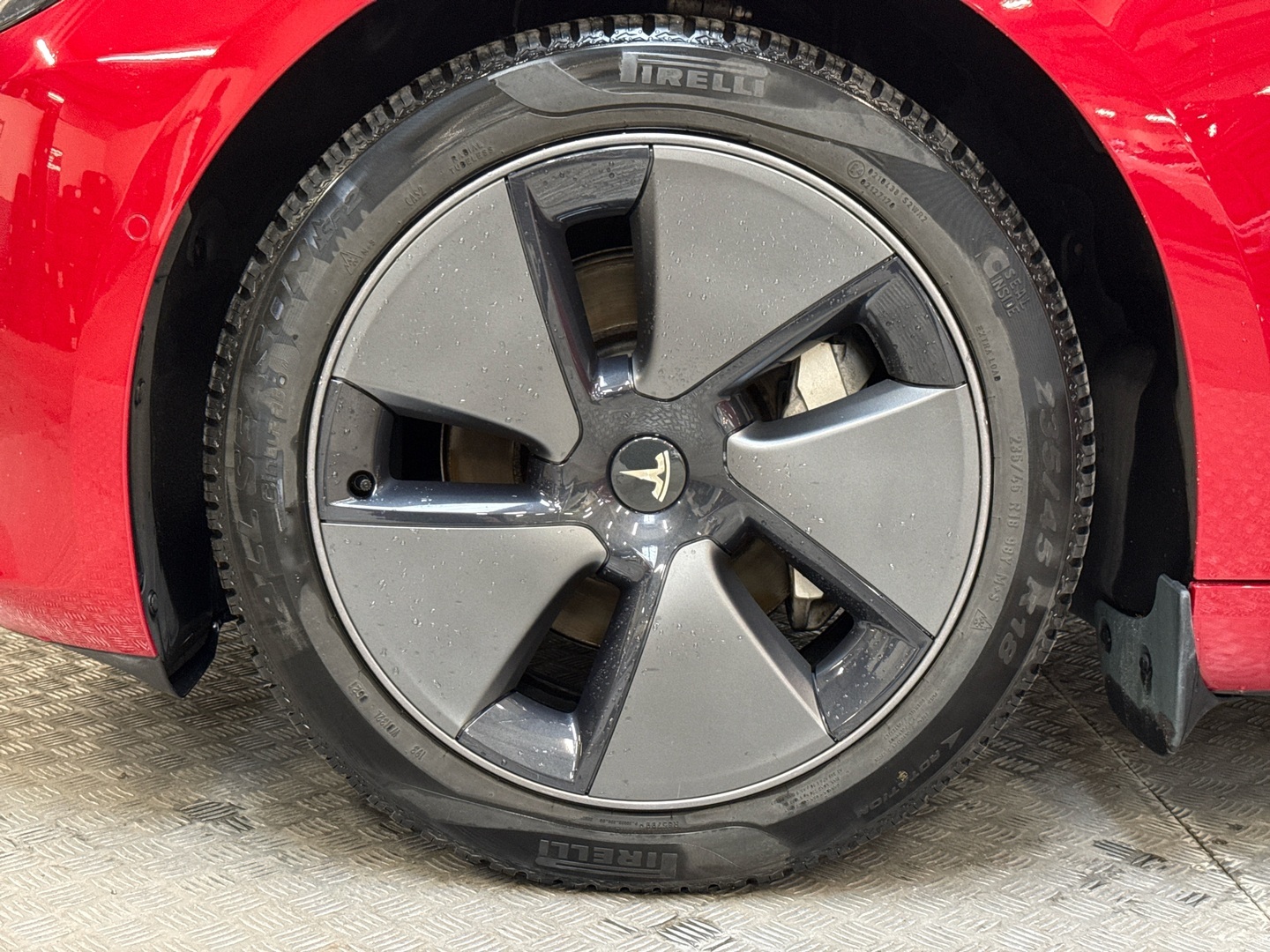 TESLA Model 3 2021