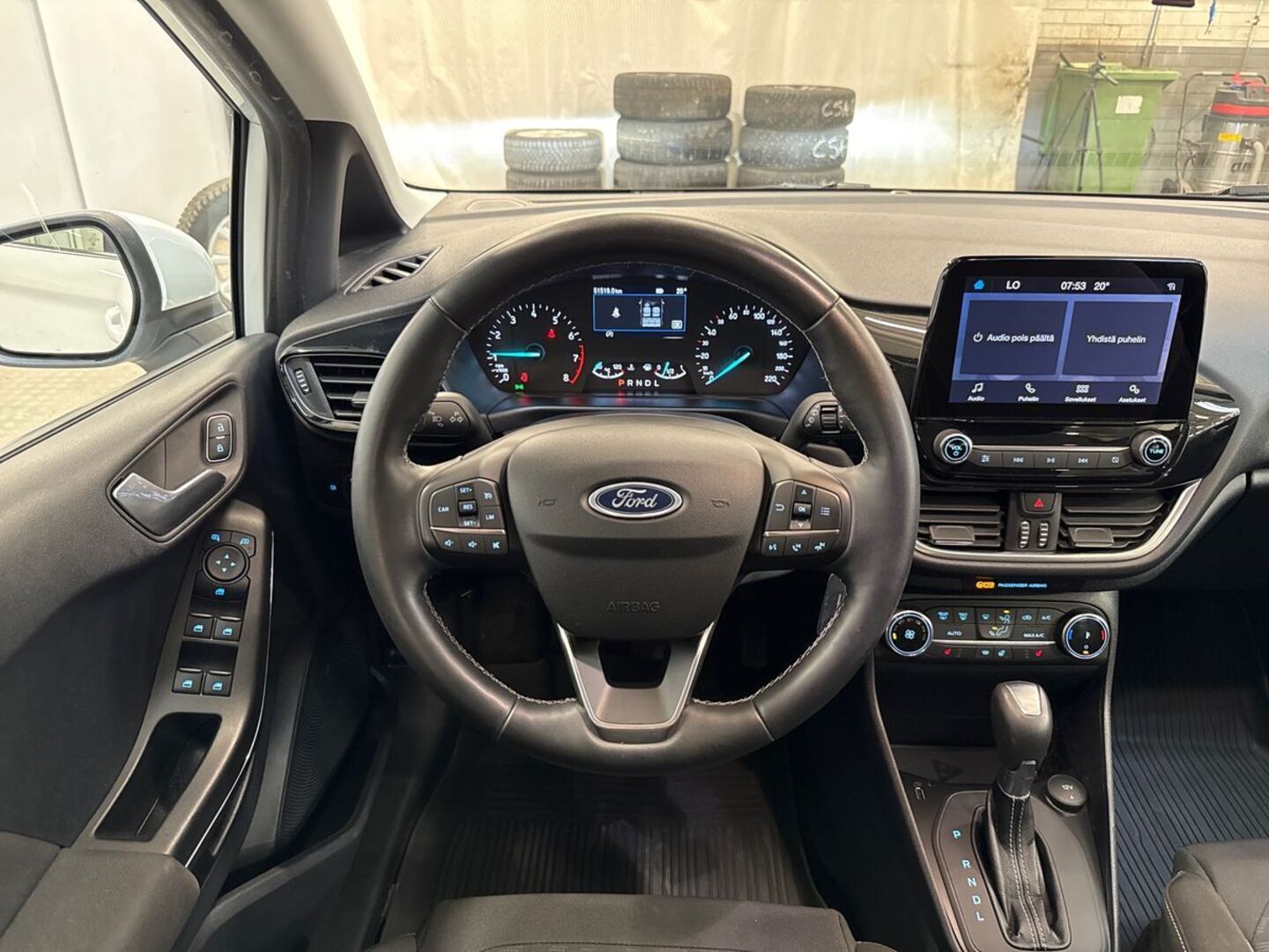 FORD Fiesta 19
