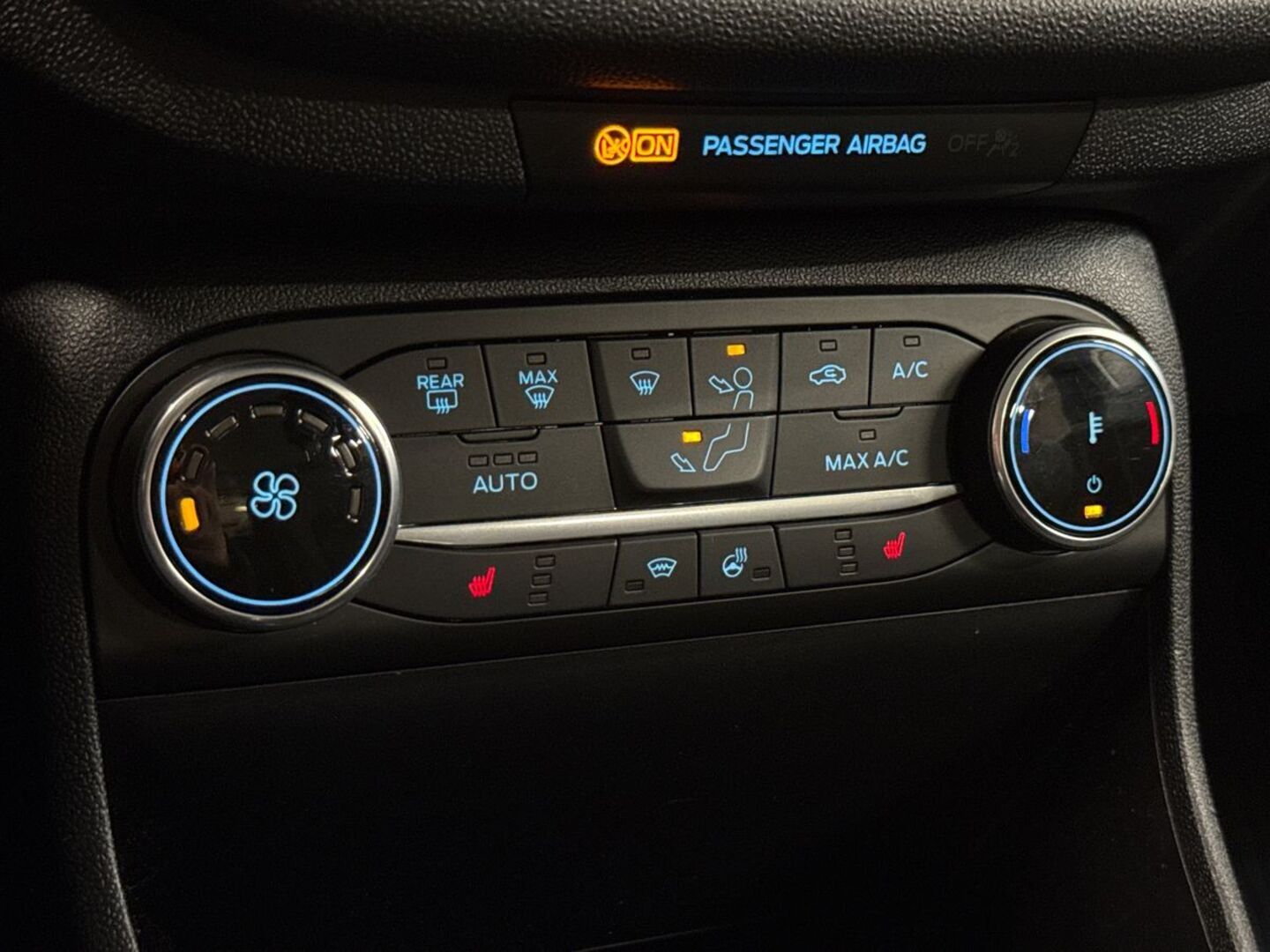 FORD Fiesta 28