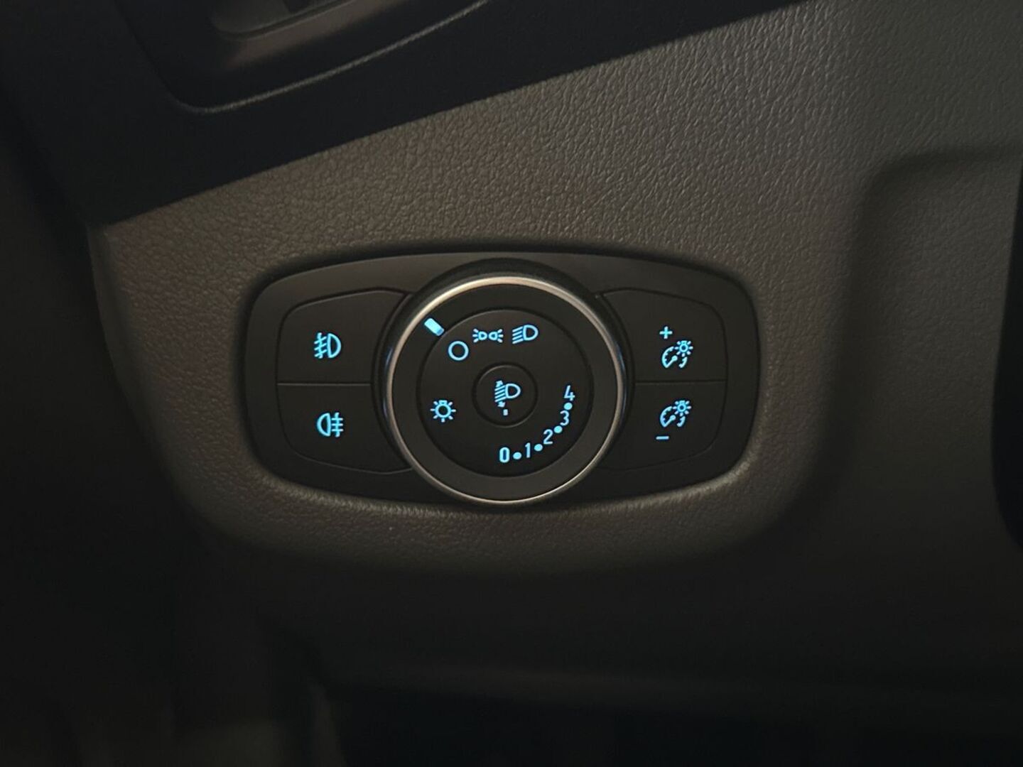 FORD Transit Connect 2023
