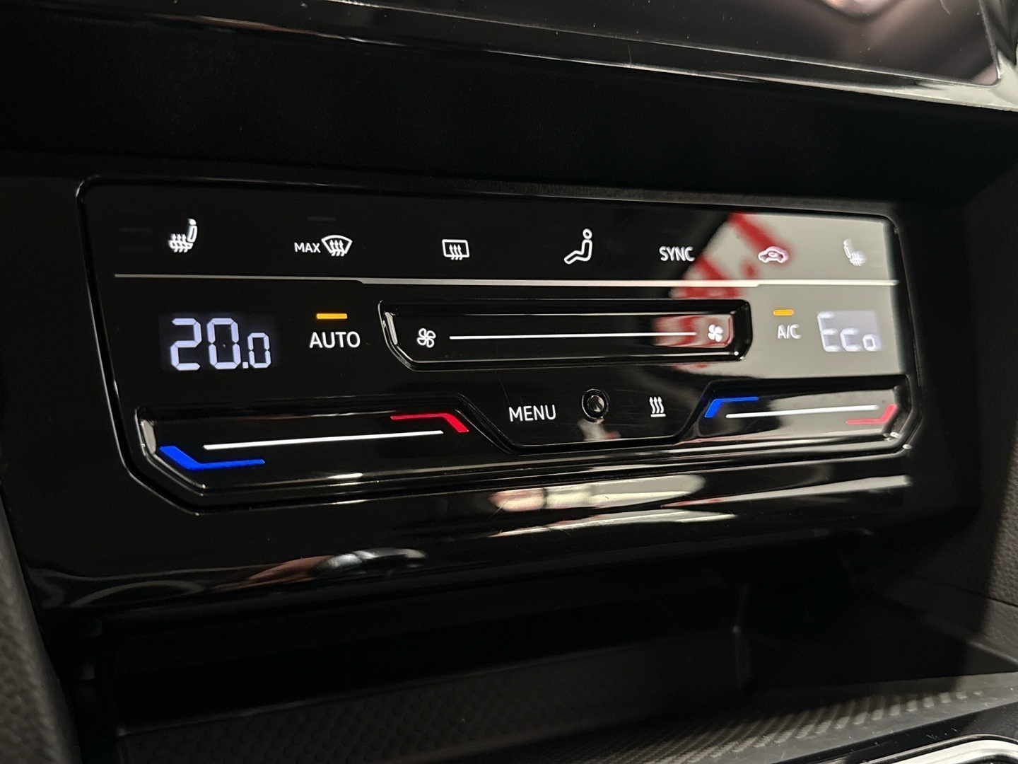 VOLKSWAGEN Passat 2021