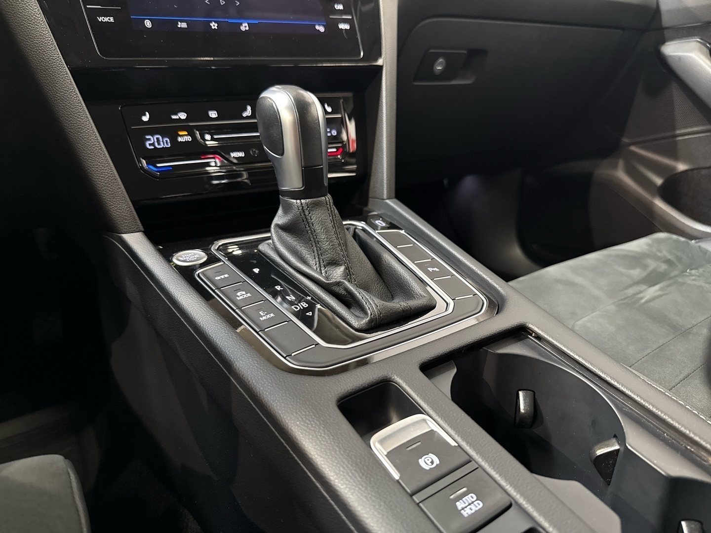 VOLKSWAGEN Passat 2021