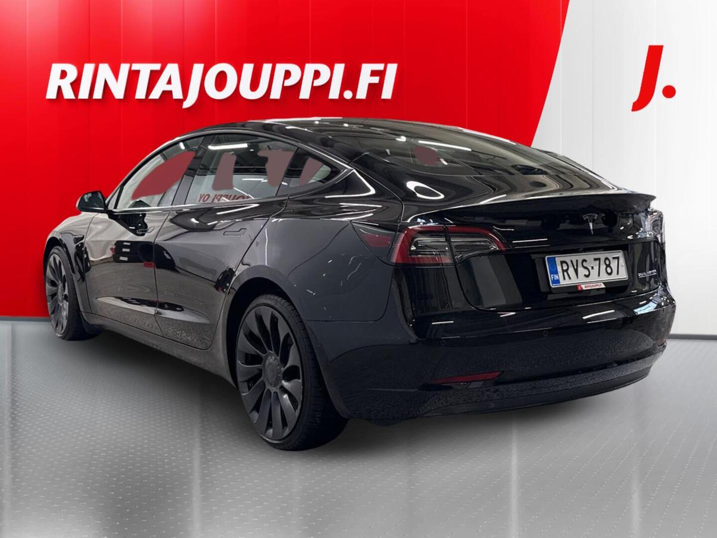 TESLA Model 3 2