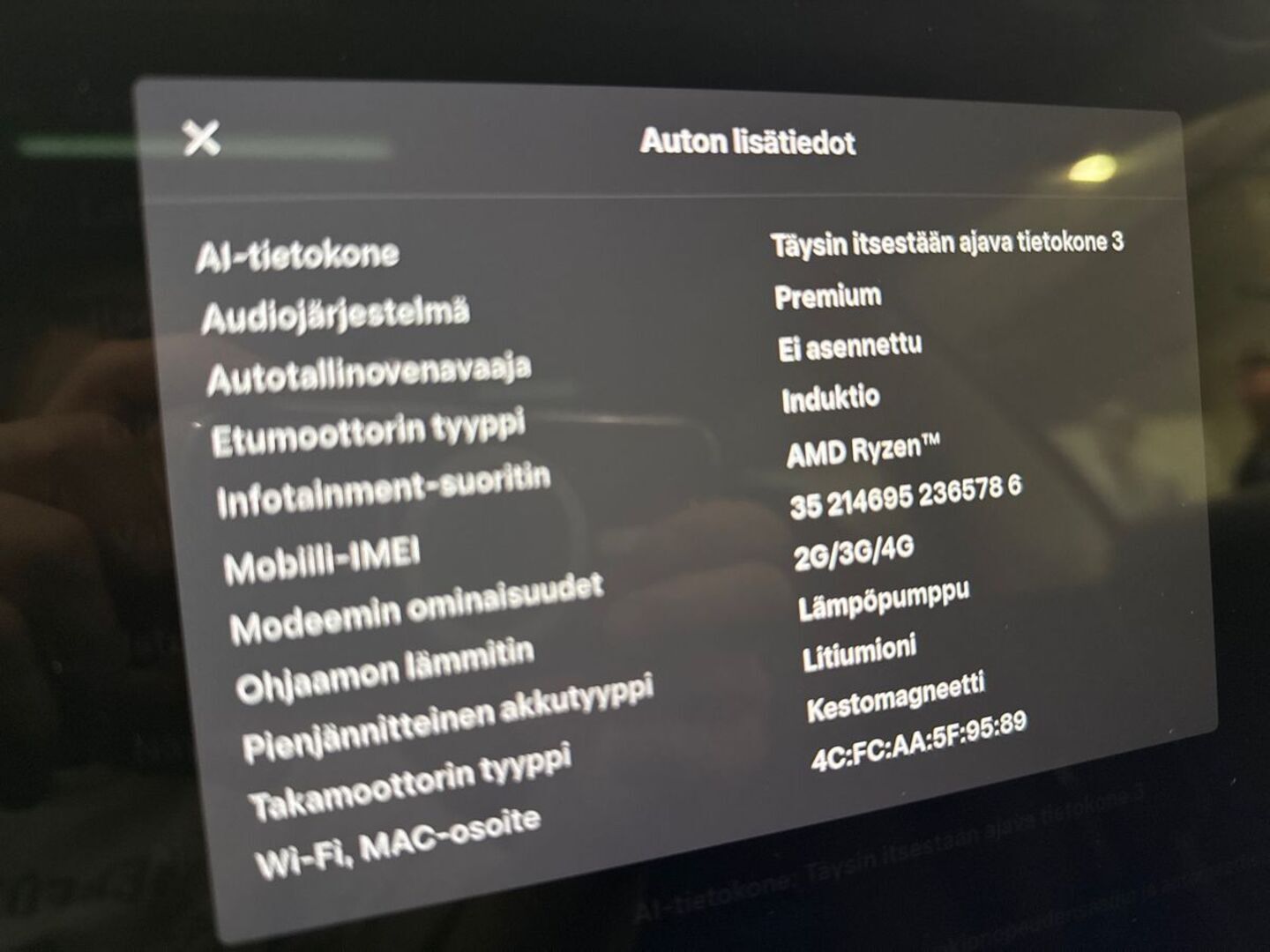 TESLA Model 3 20