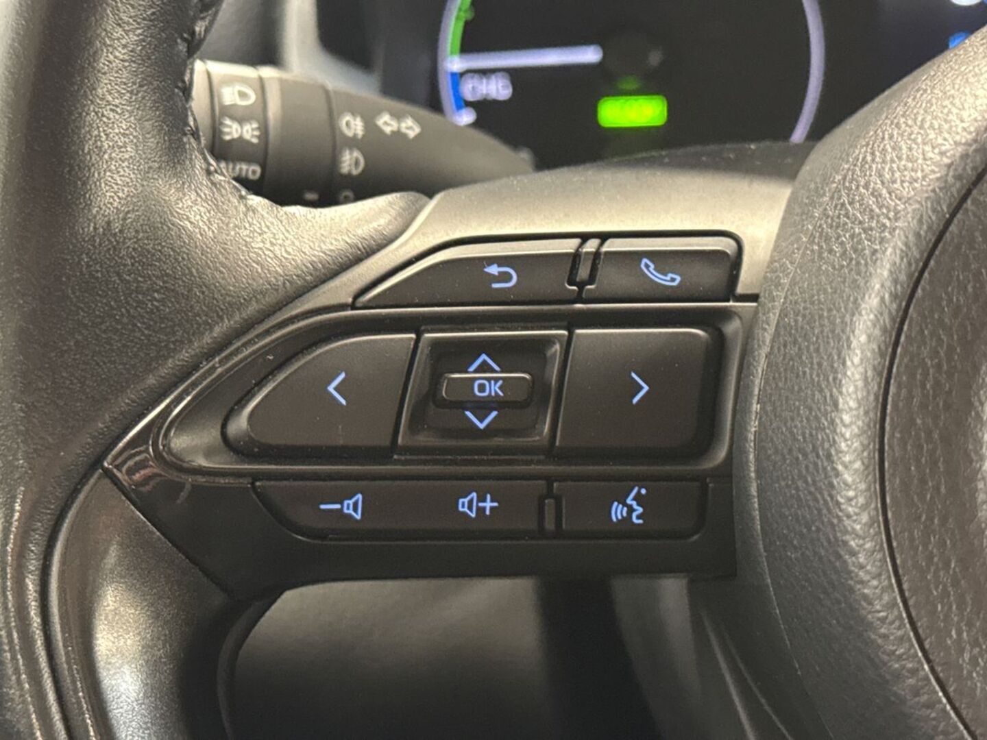 TOYOTA Yaris 21