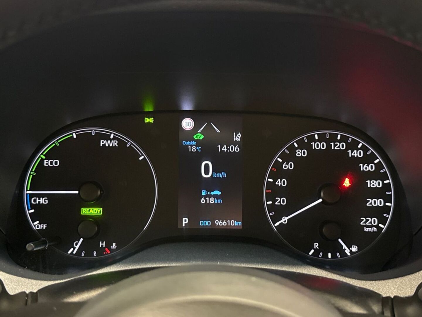 TOYOTA Yaris 23