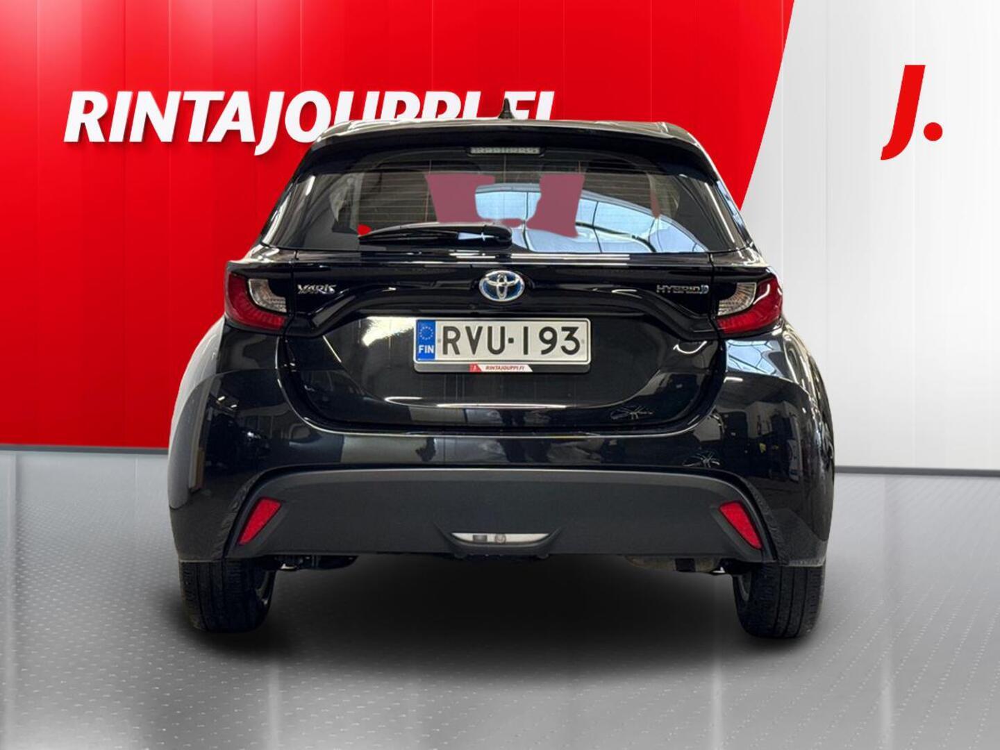 TOYOTA Yaris 5