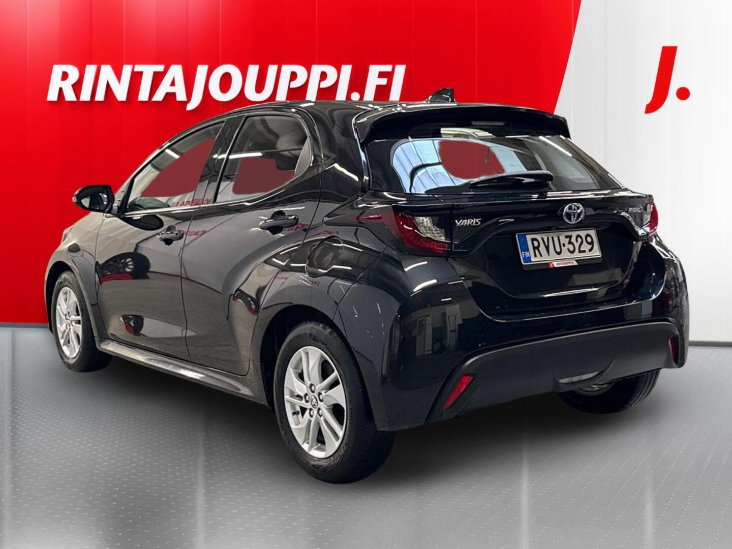 TOYOTA Yaris 2024