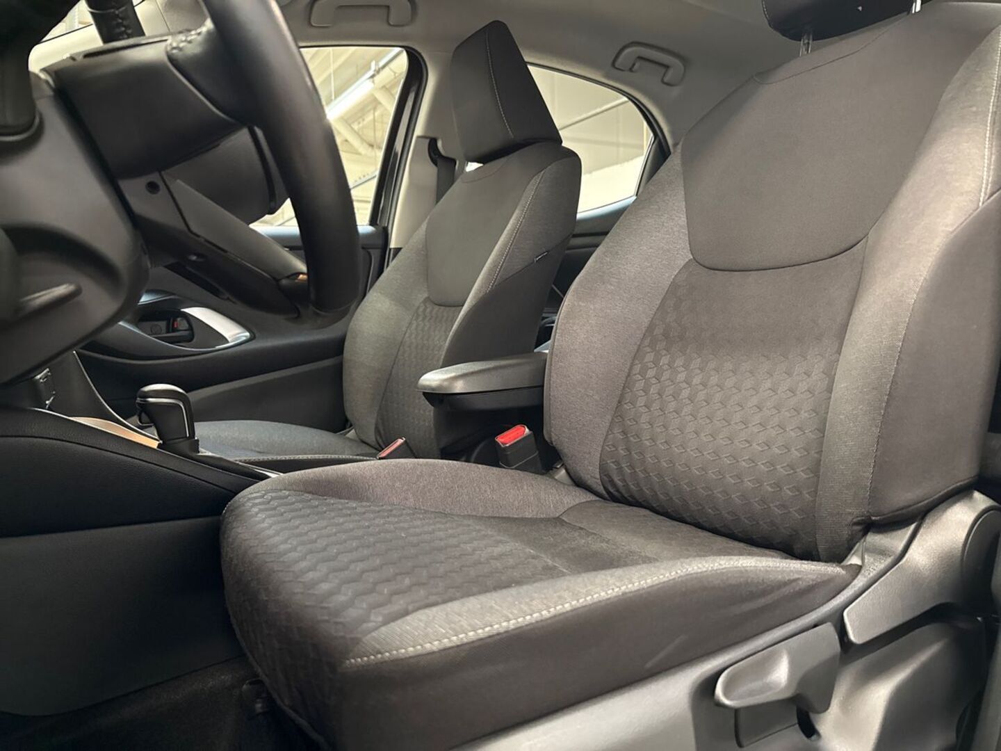 TOYOTA Yaris 2024