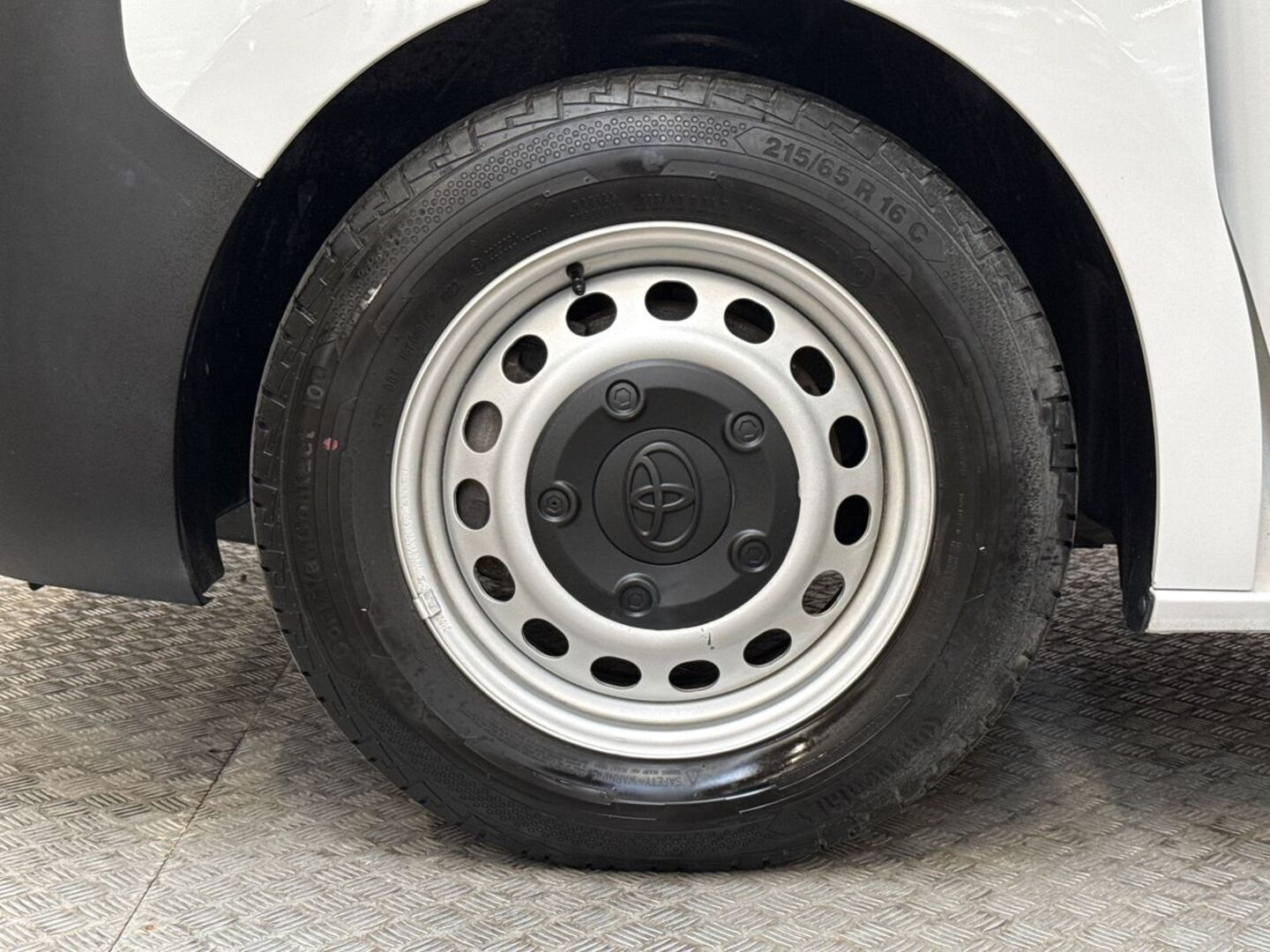 TOYOTA Proace 2024