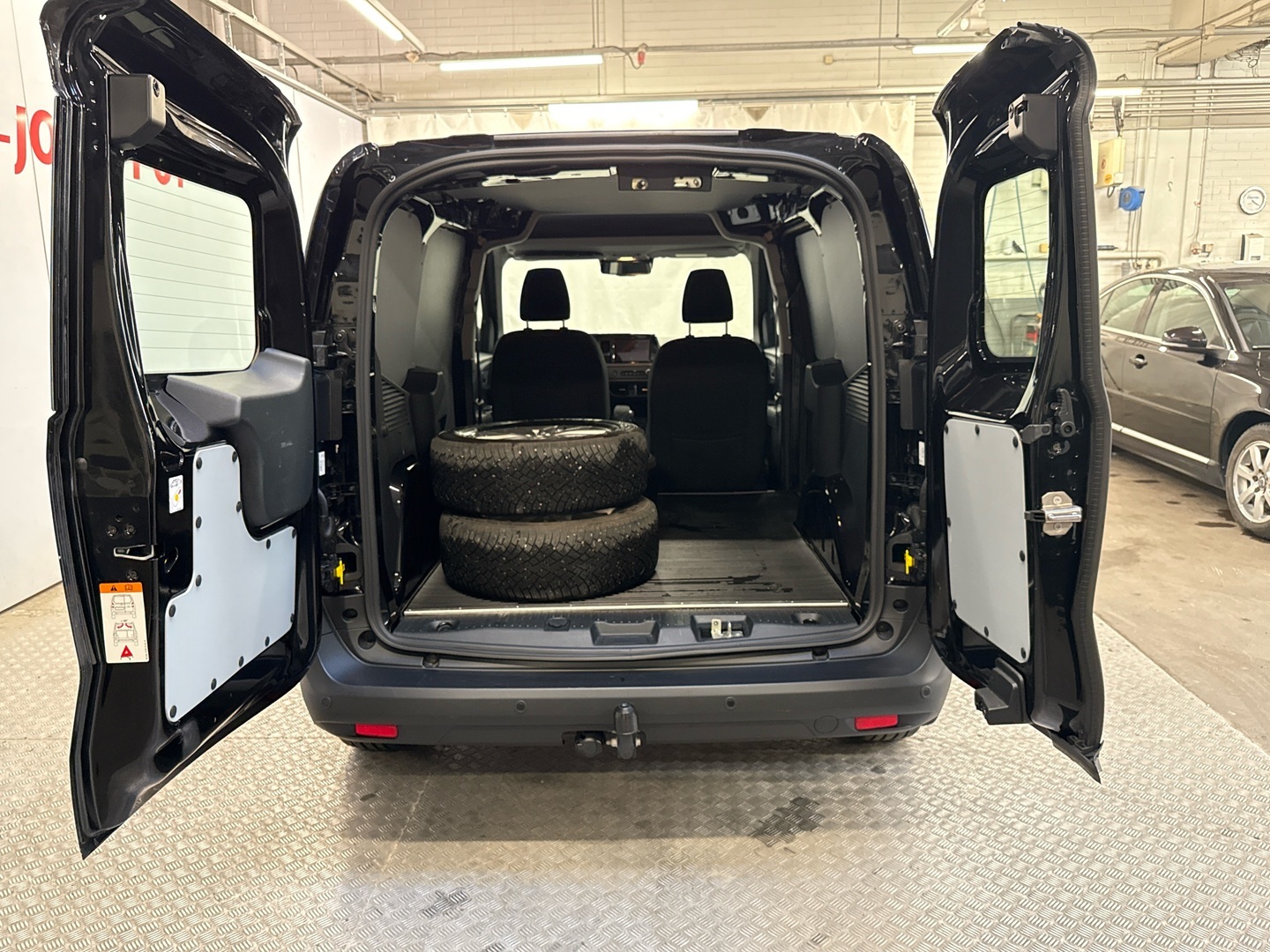 FORD Transit Courier 2024