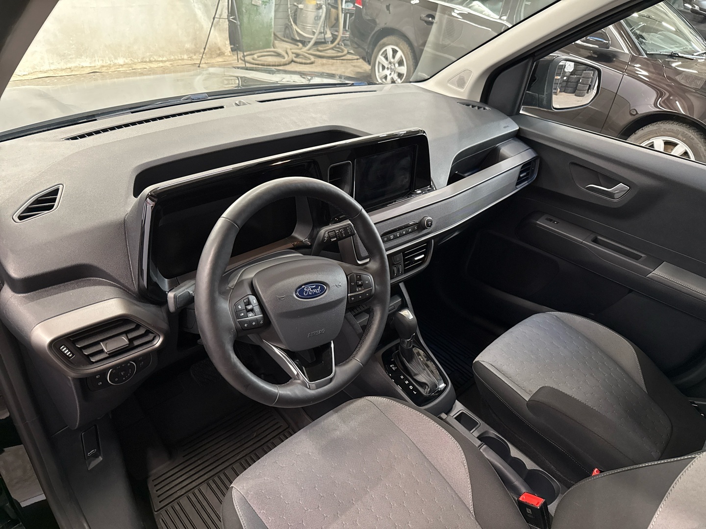 FORD Transit Courier 2024