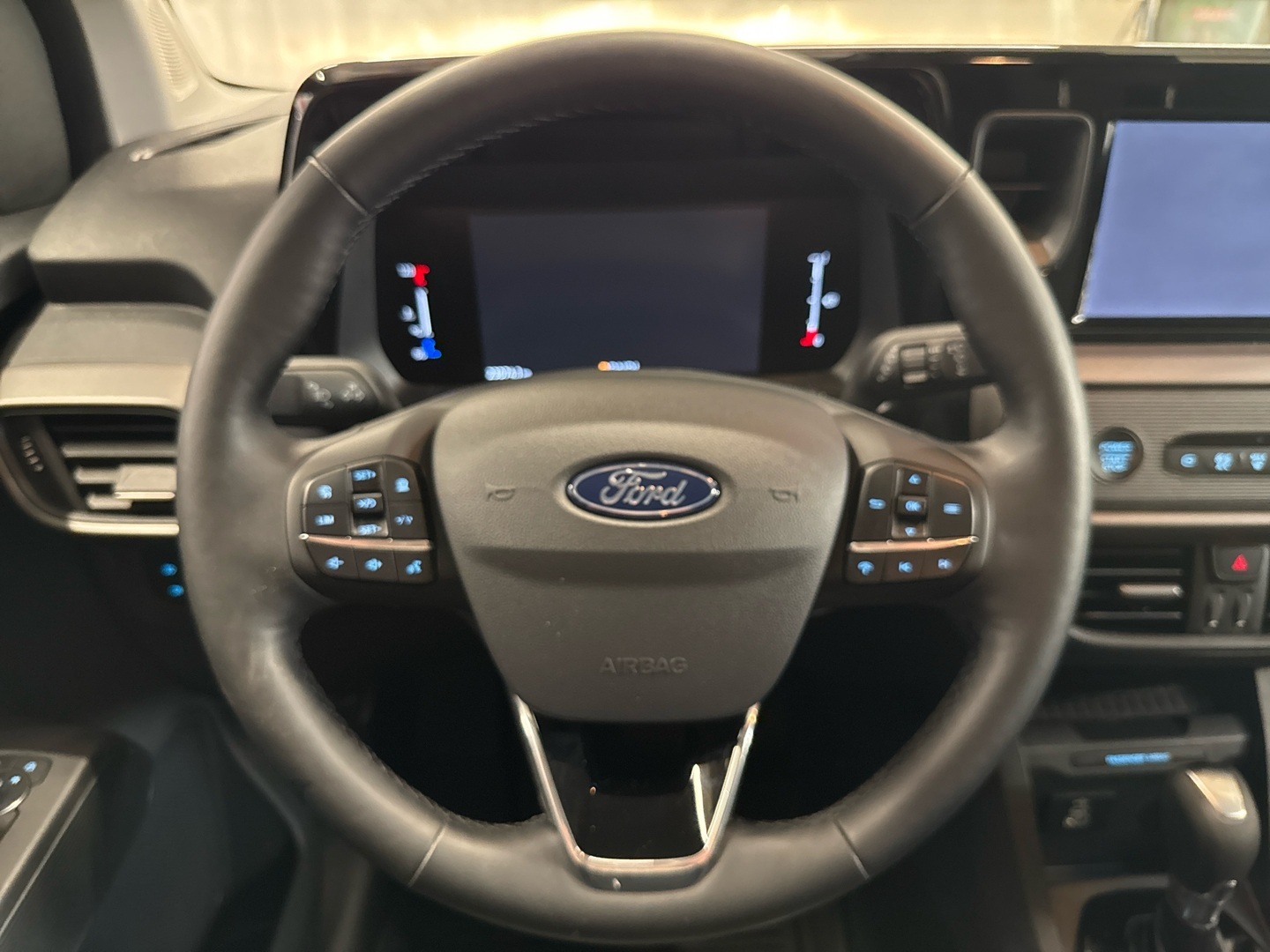 FORD Transit Courier 2024