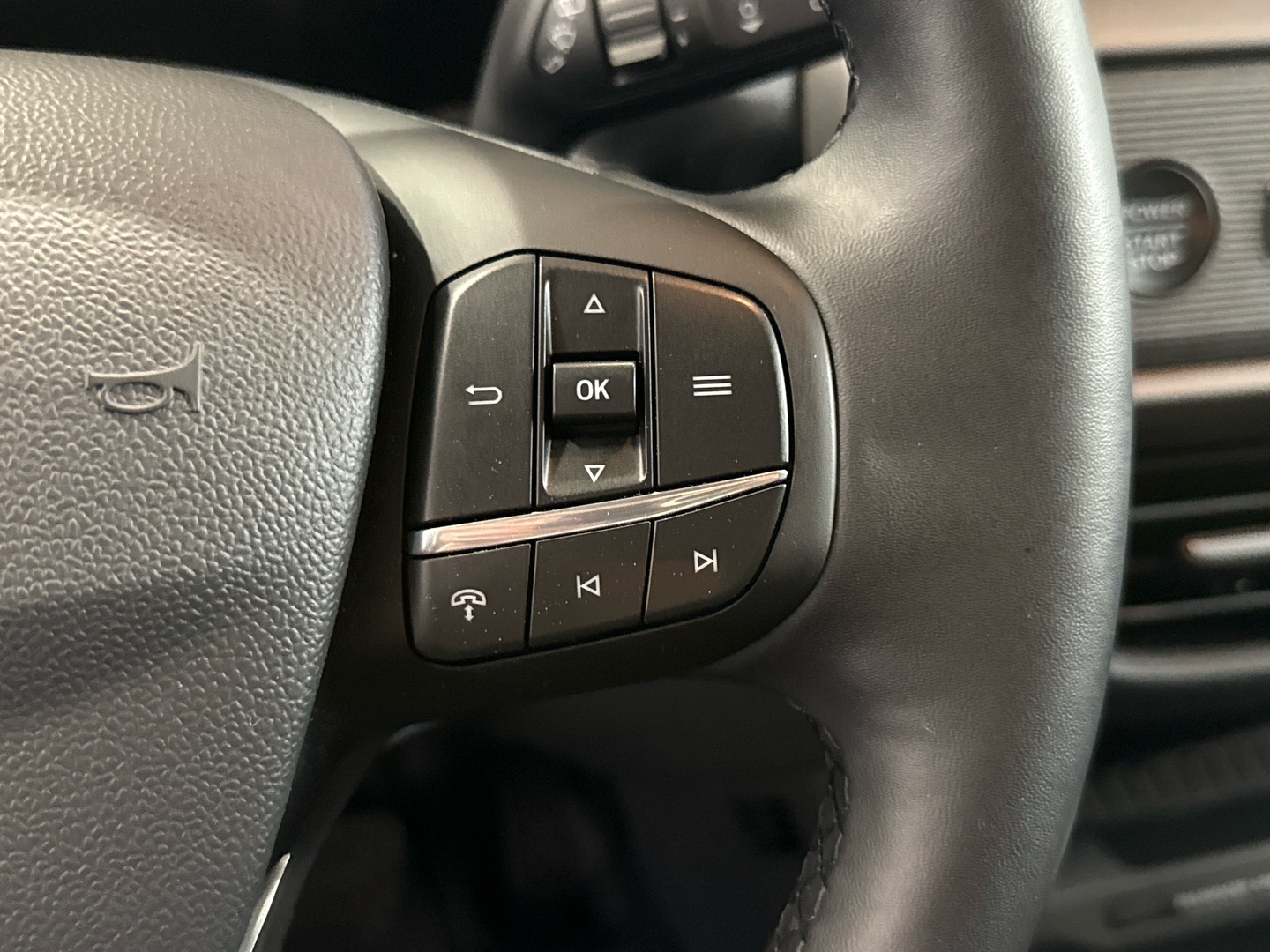 FORD Transit Courier 2024