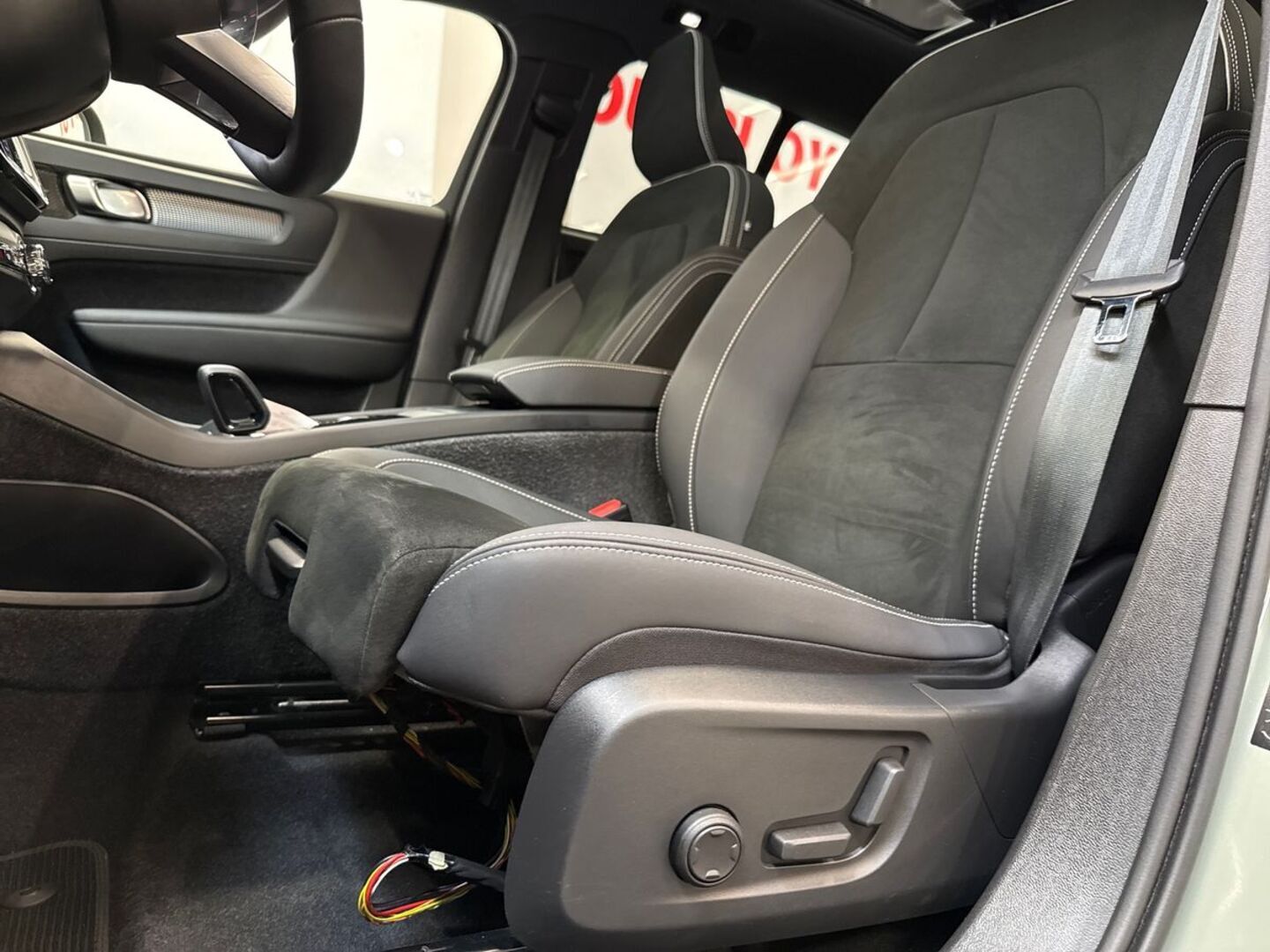 VOLVO XC40 2022