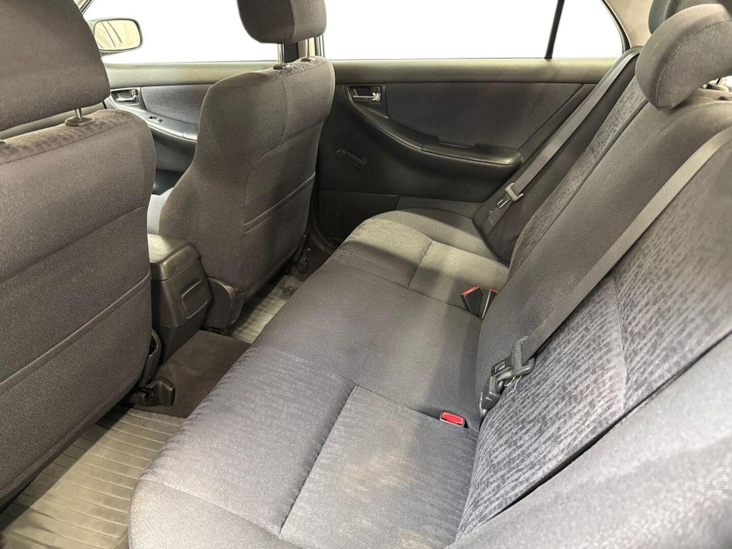 TOYOTA Corolla 2002