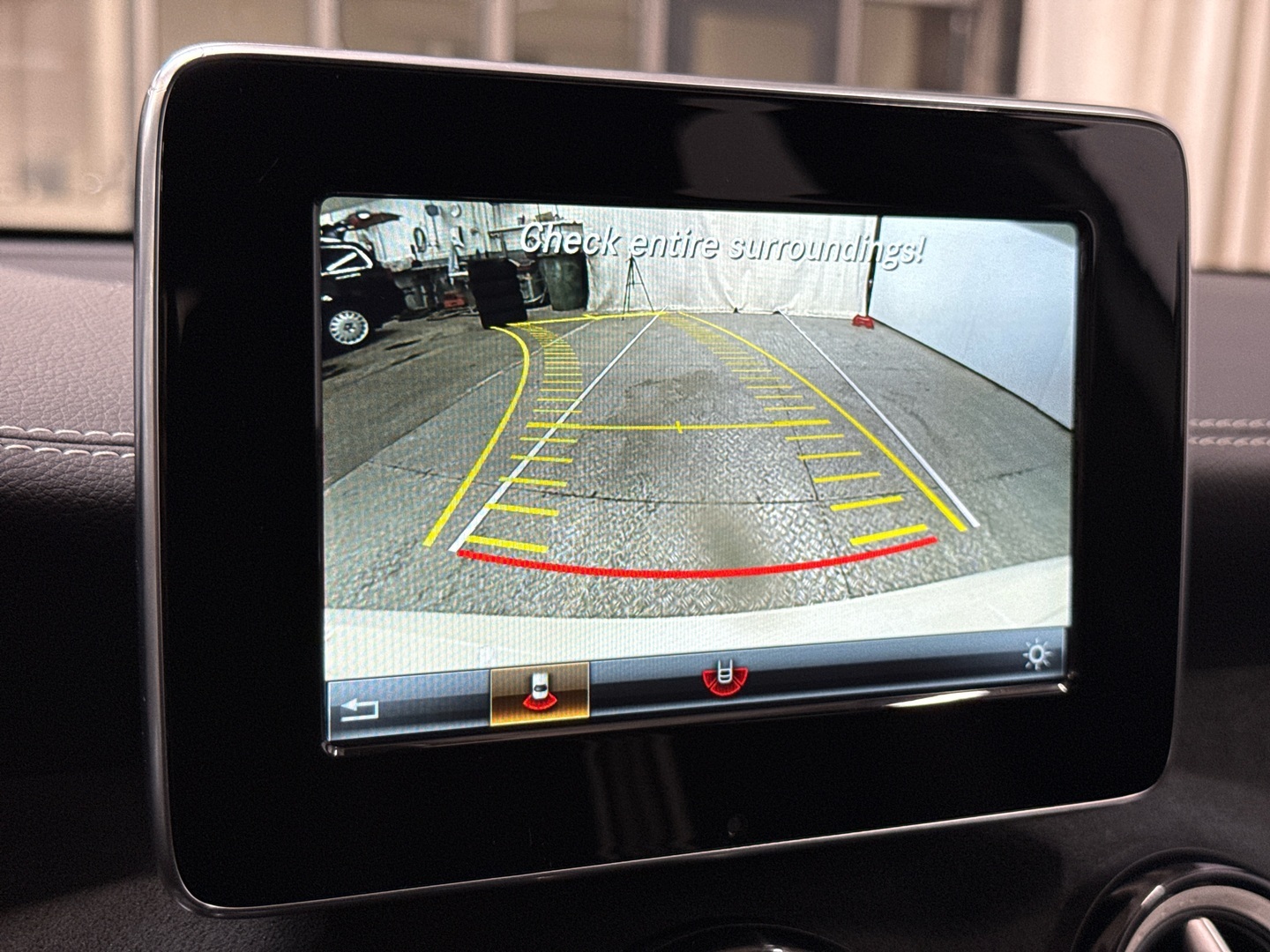 MERCEDES-BENZ A 2017