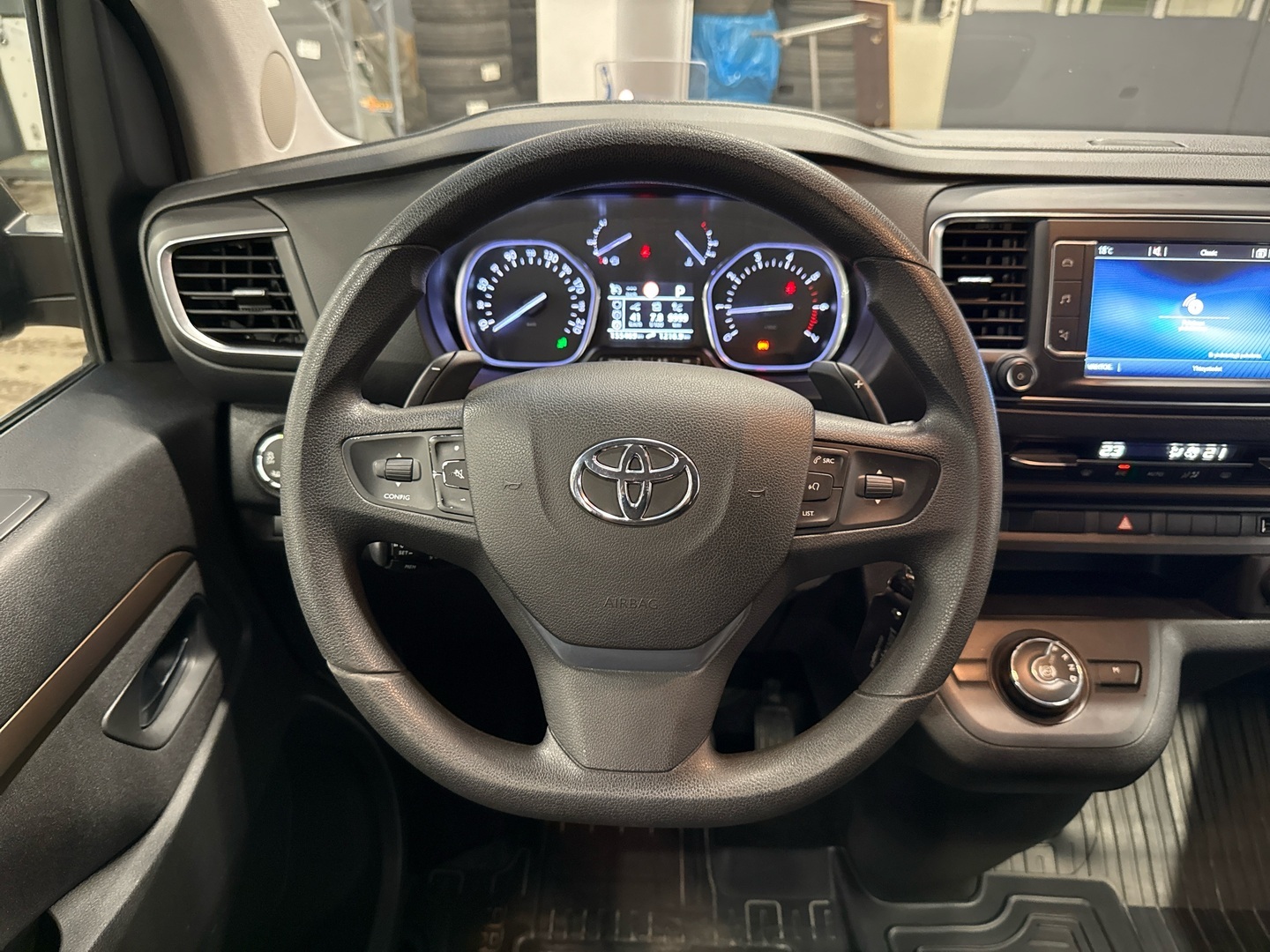 TOYOTA Proace Verso 2017