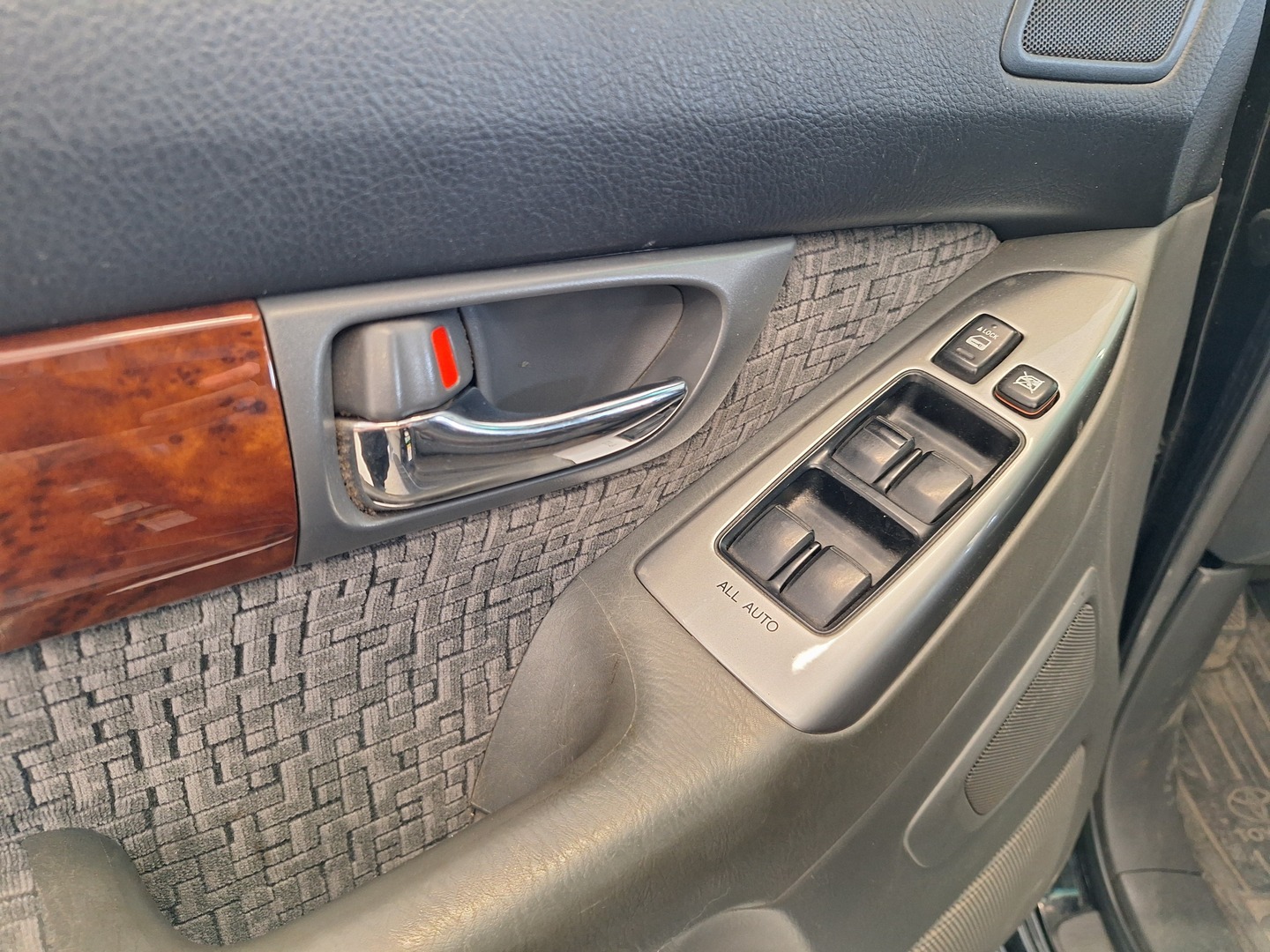 TOYOTA Land Cruiser 2008