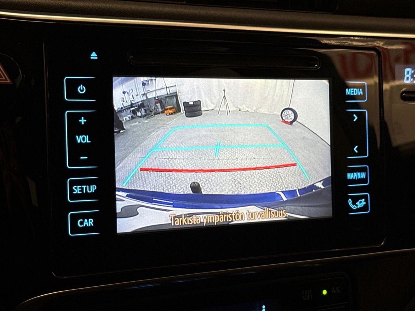 TOYOTA Auris 2016