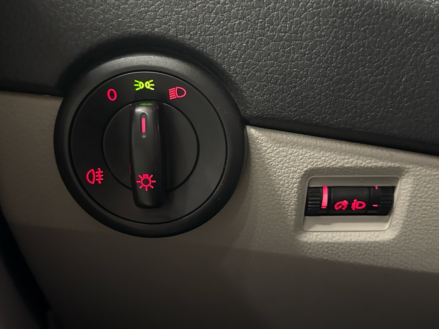 VOLKSWAGEN Transporter 2016