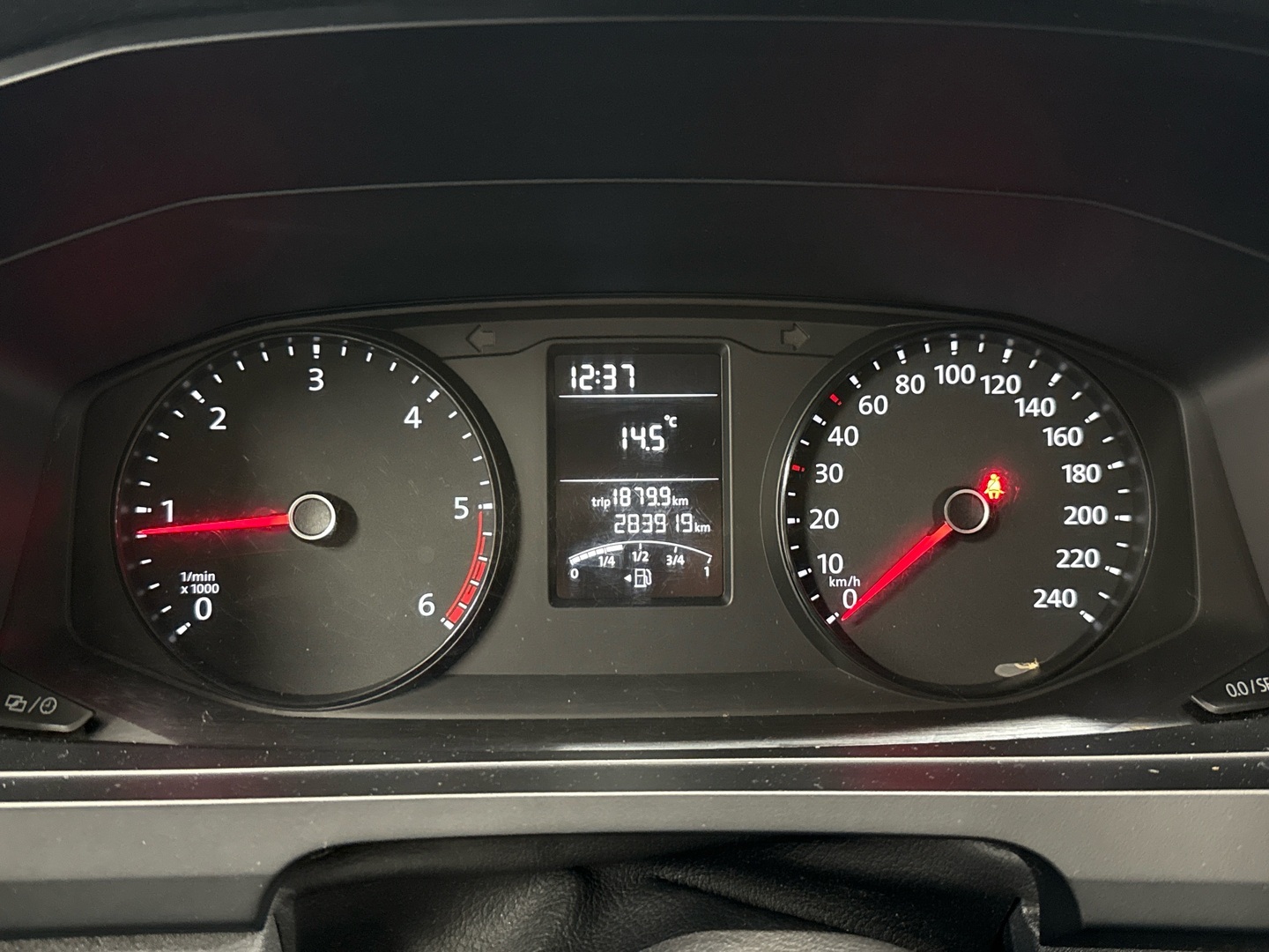 VOLKSWAGEN Transporter 2016