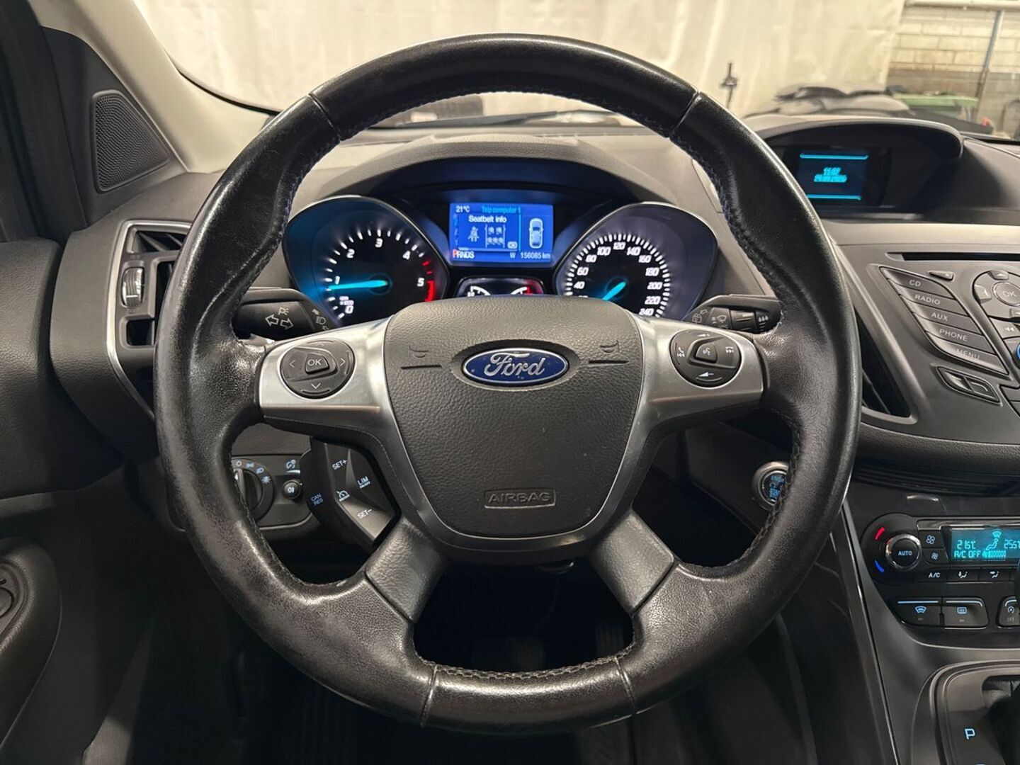 FORD Kuga 12