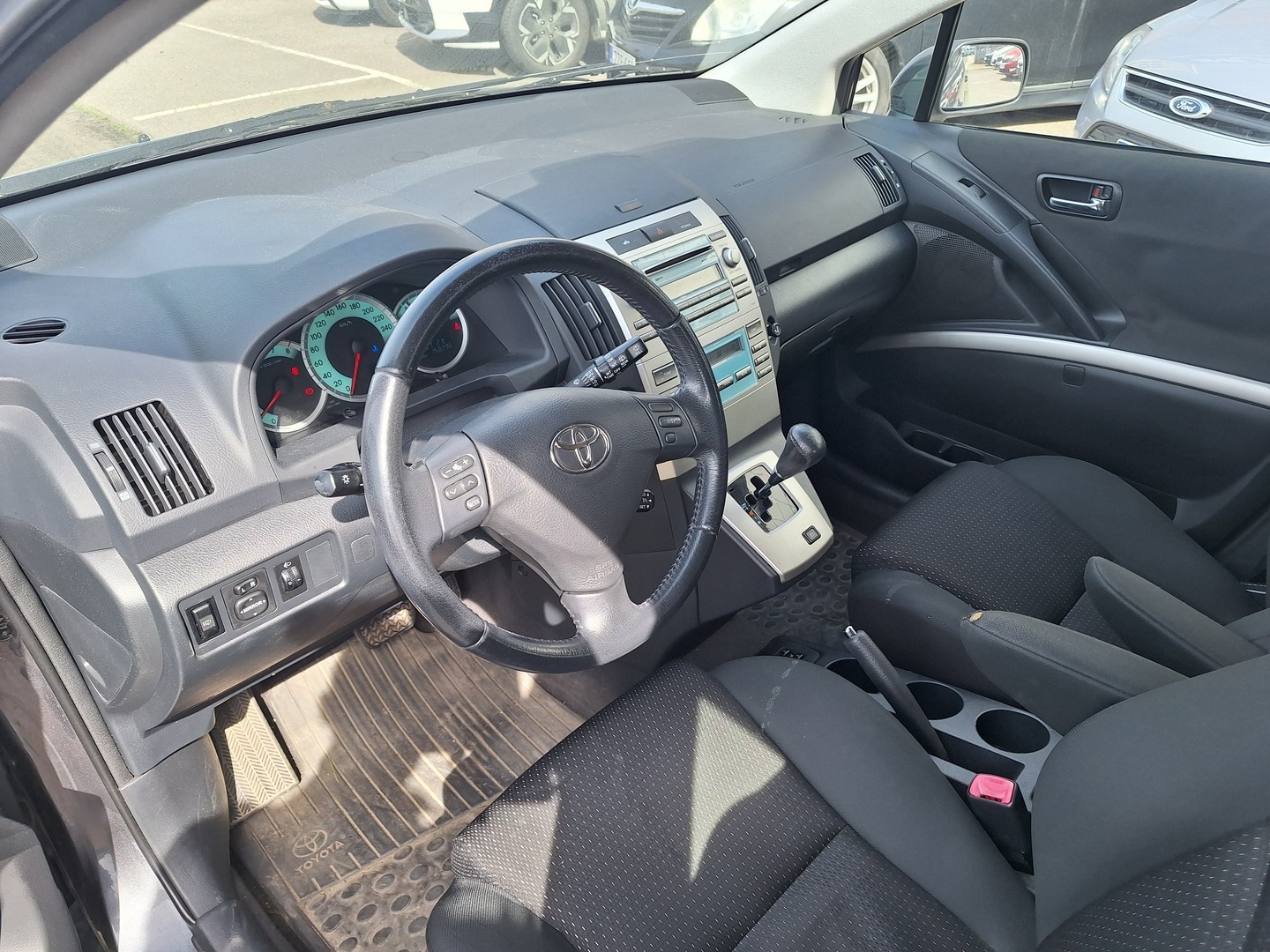 TOYOTA Corolla Verso 2008