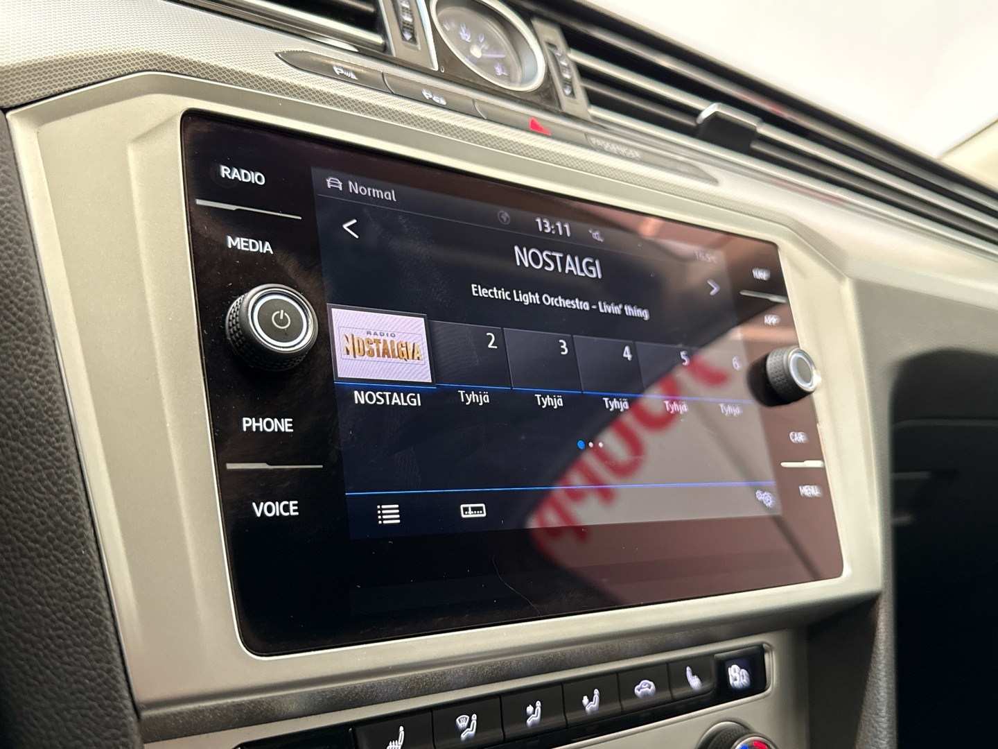 VOLKSWAGEN Passat 2018