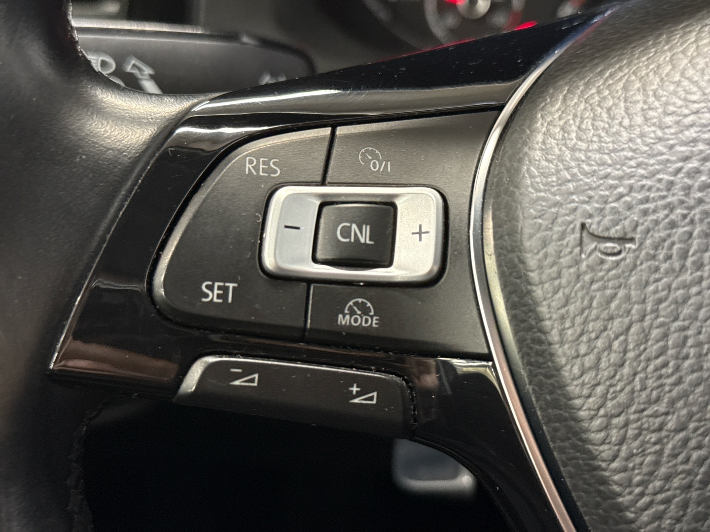 VOLKSWAGEN Polo 2018