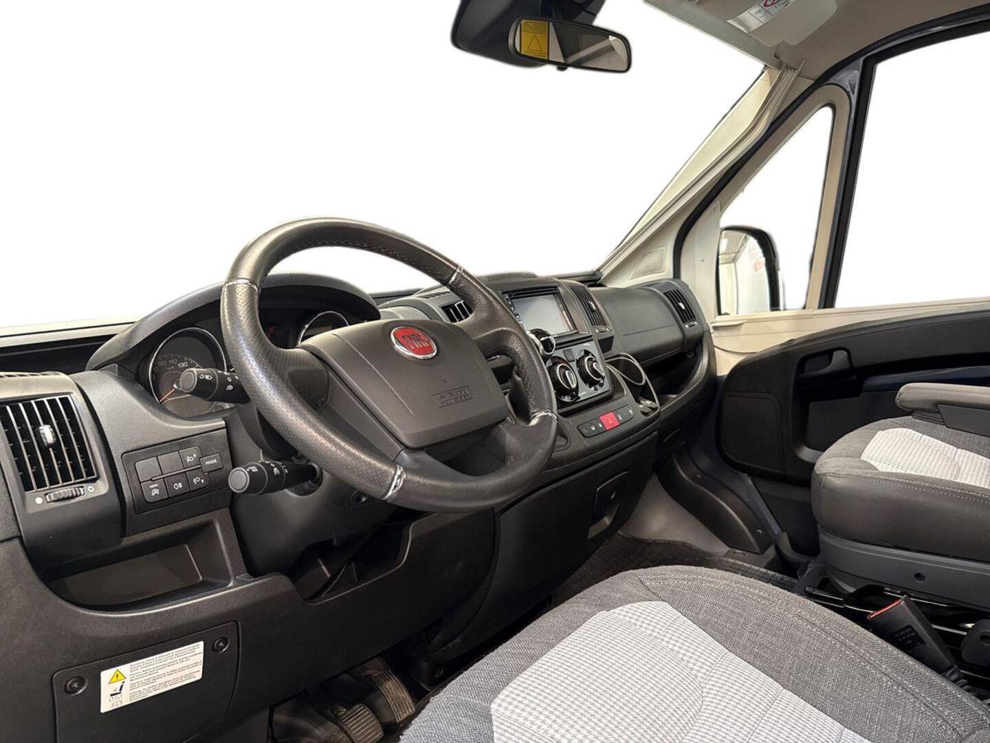 ADRIA TWIN SUPREME 640 SLB 2020