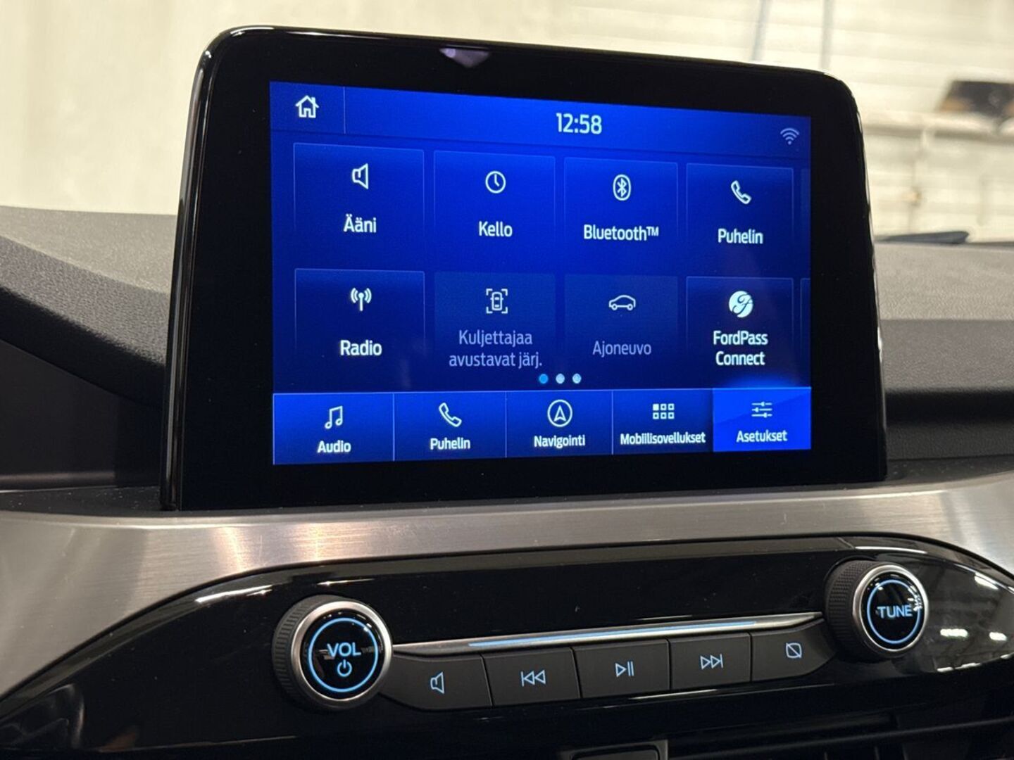 FORD Kuga 27