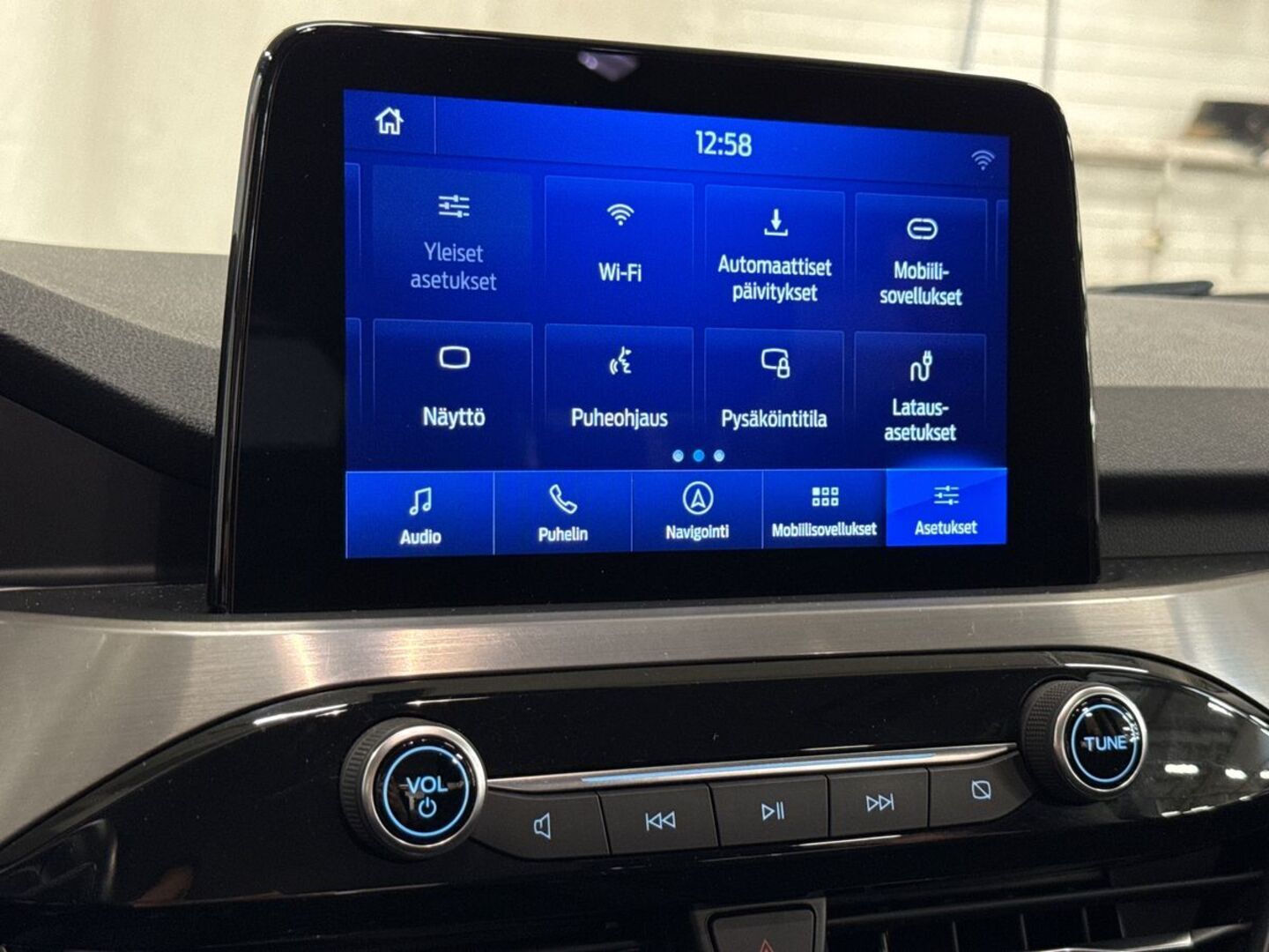 FORD Kuga 28