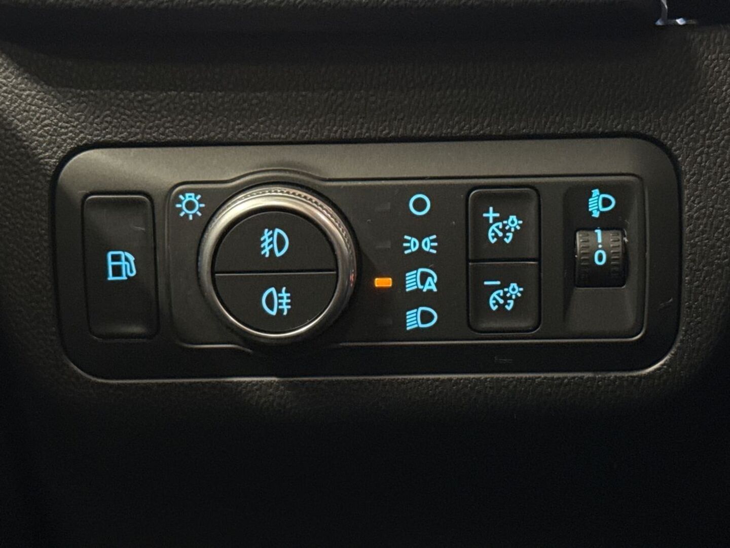 FORD Kuga 32