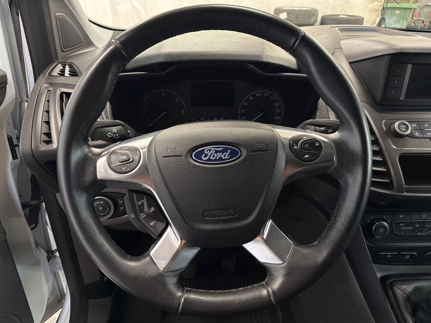 FORD Transit Connect 2023