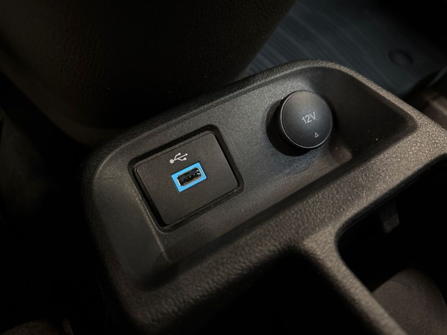 FORD Transit Connect 2023