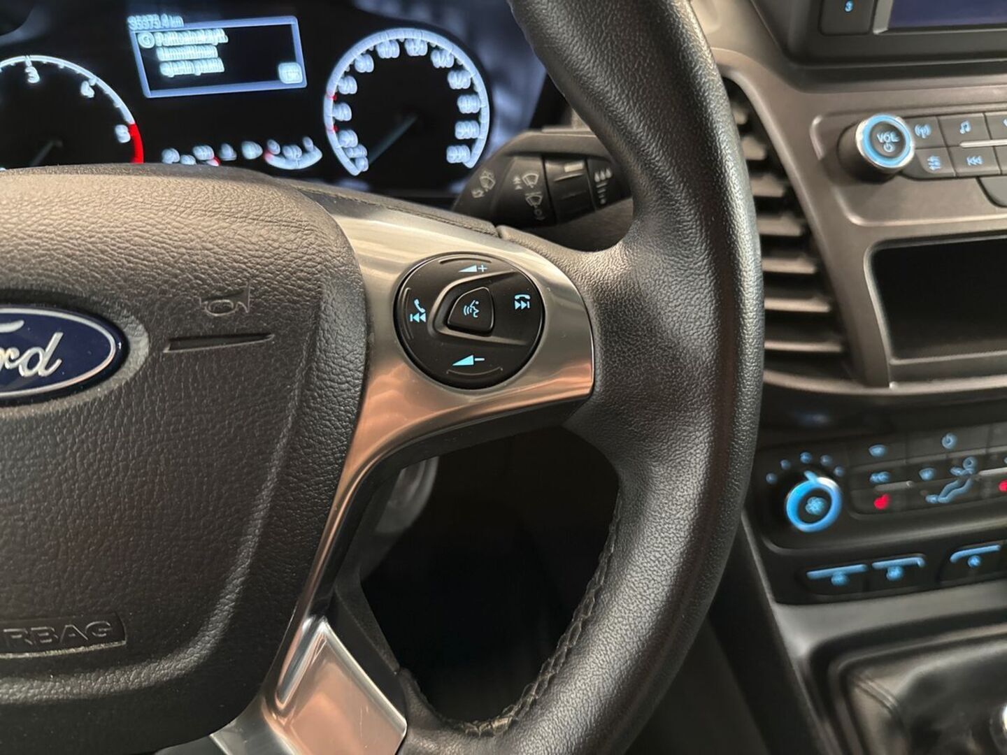 FORD Transit Connect 2023