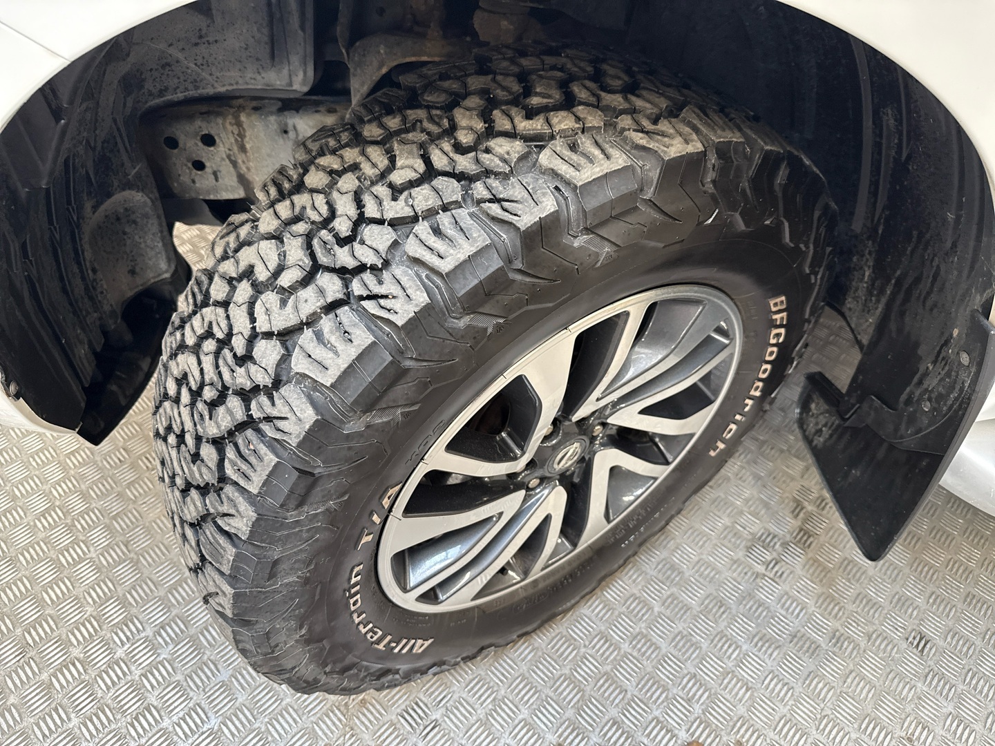 NISSAN Navara 2017