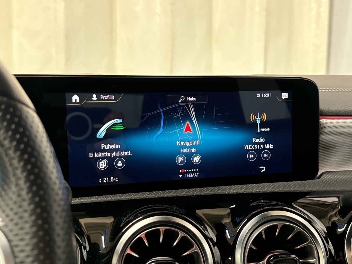 MERCEDES-BENZ A 2021