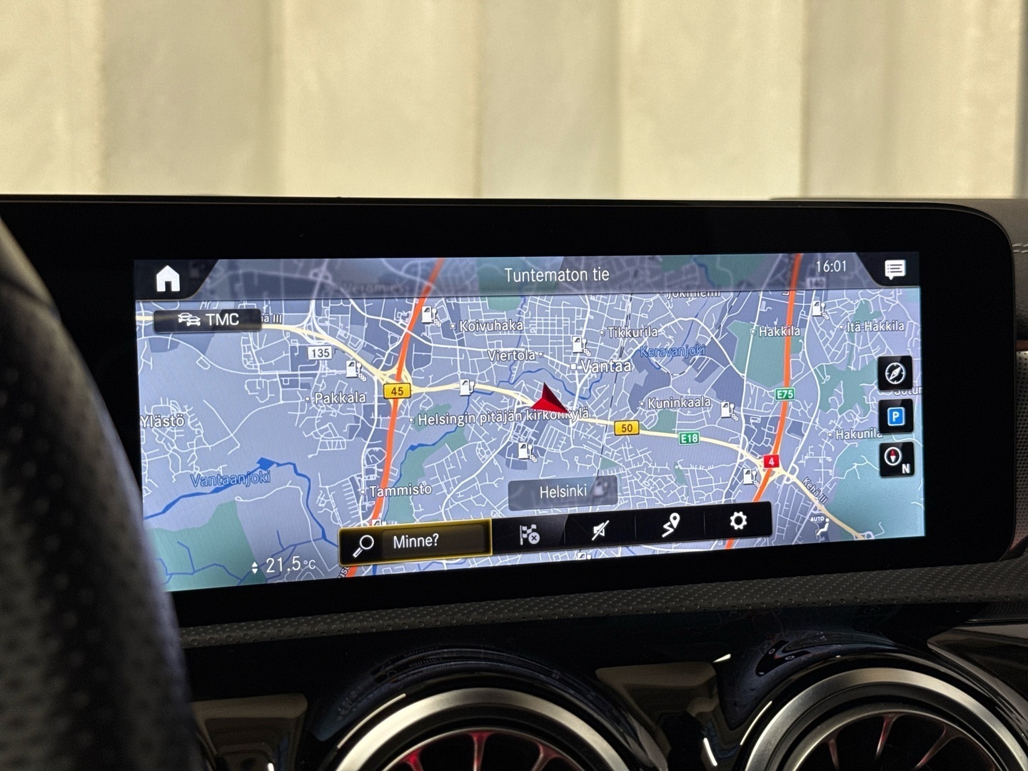 MERCEDES-BENZ A 2021