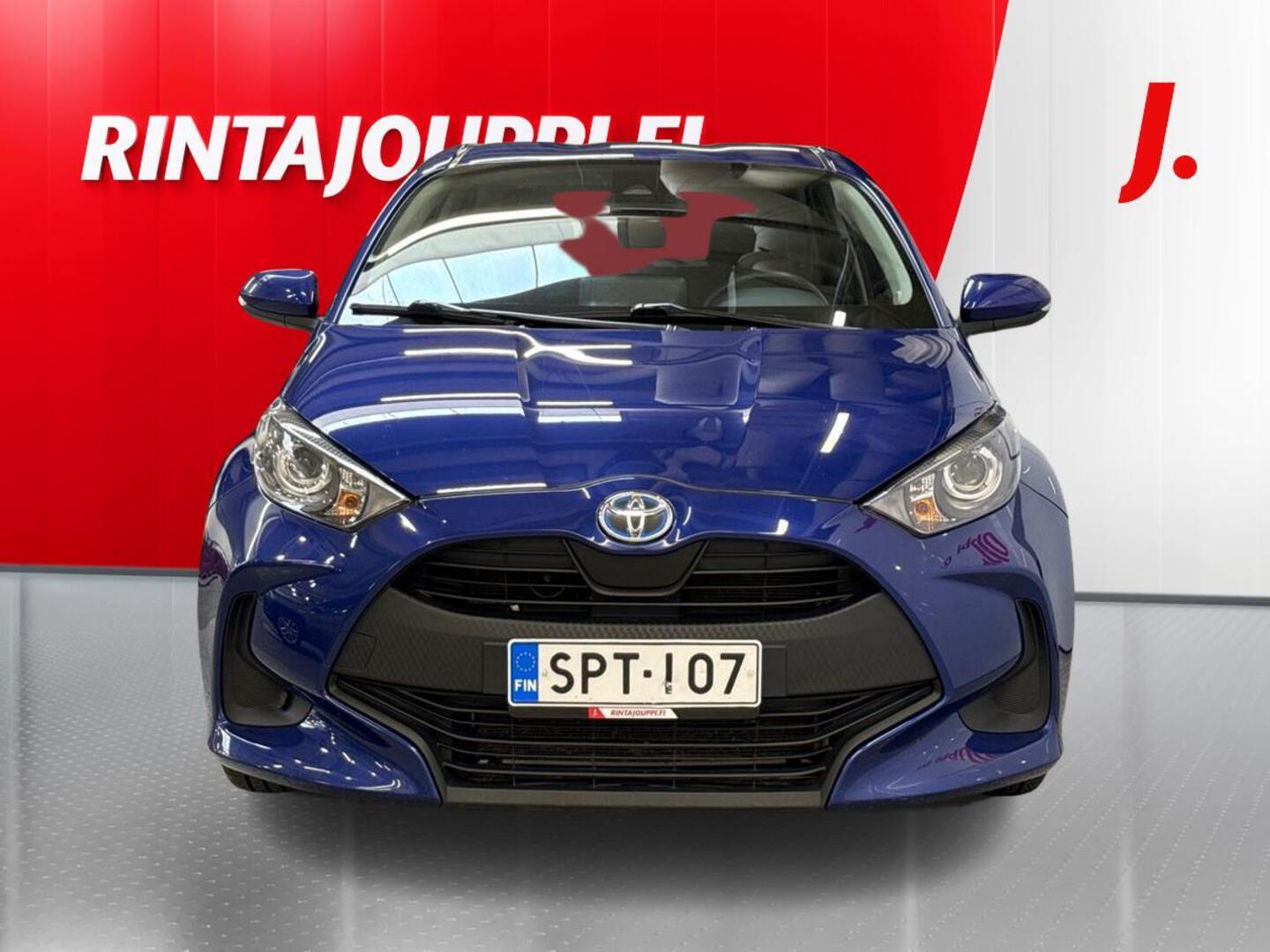 TOYOTA Yaris 2023