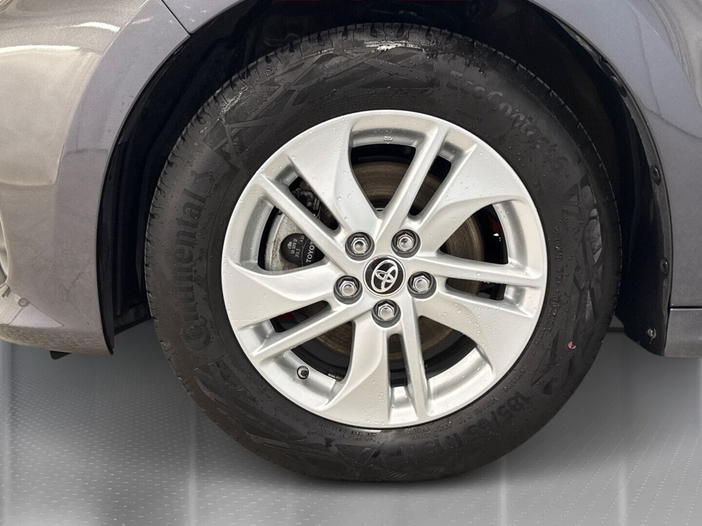 TOYOTA Yaris 2024