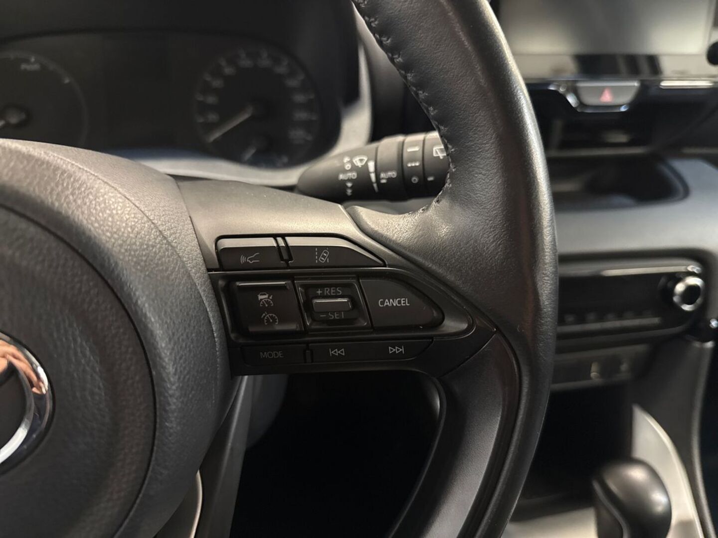 TOYOTA Yaris 2024