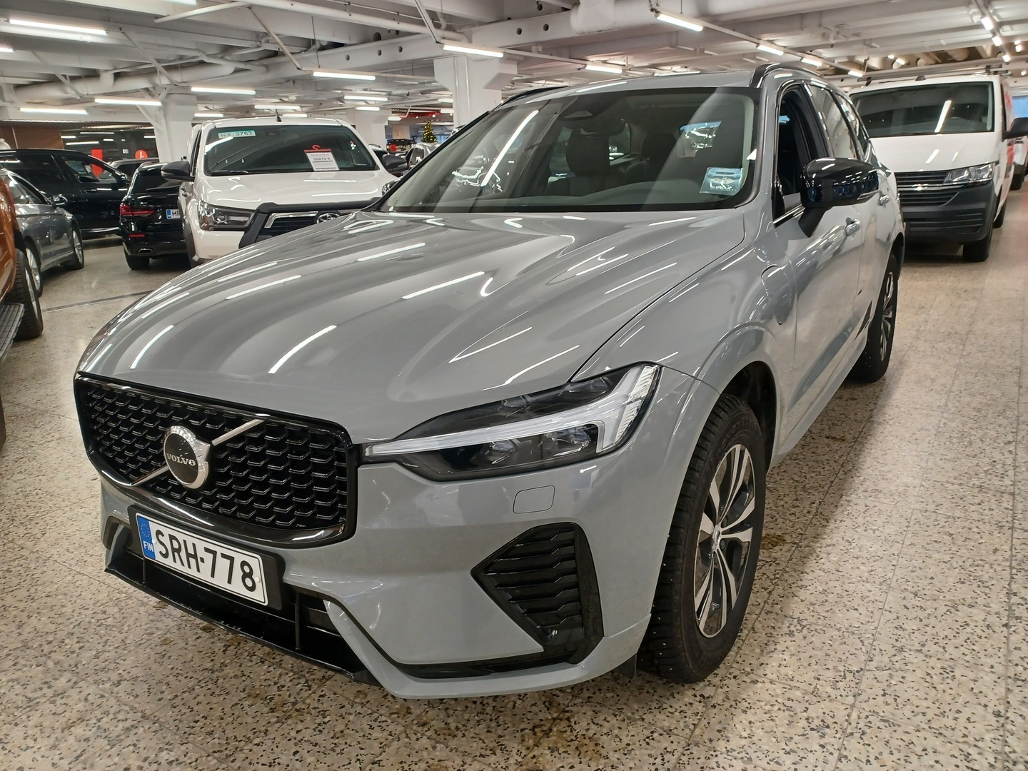 VOLVO XC60 2024